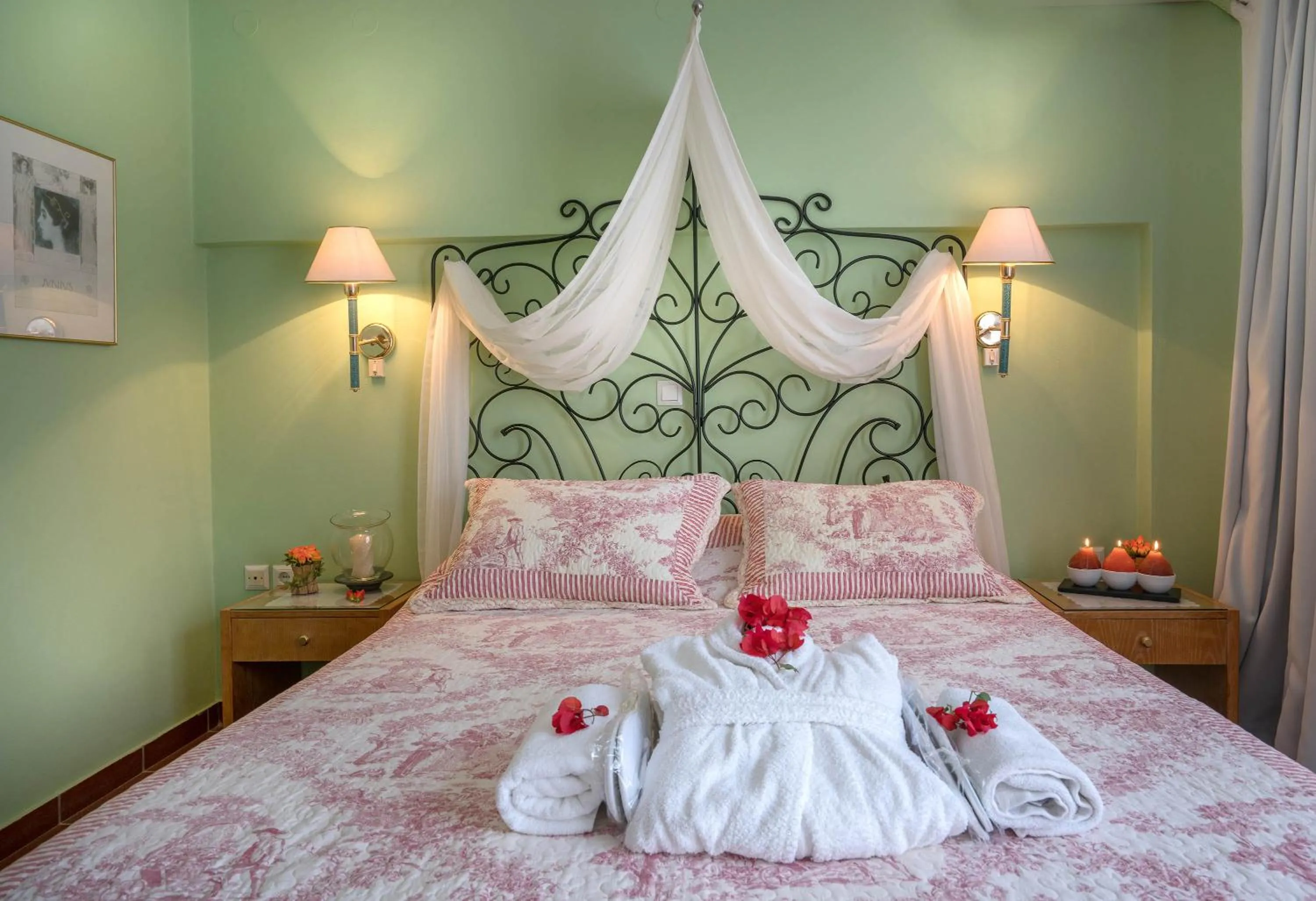 Bed in Calergi Residence - Holidays in Crete