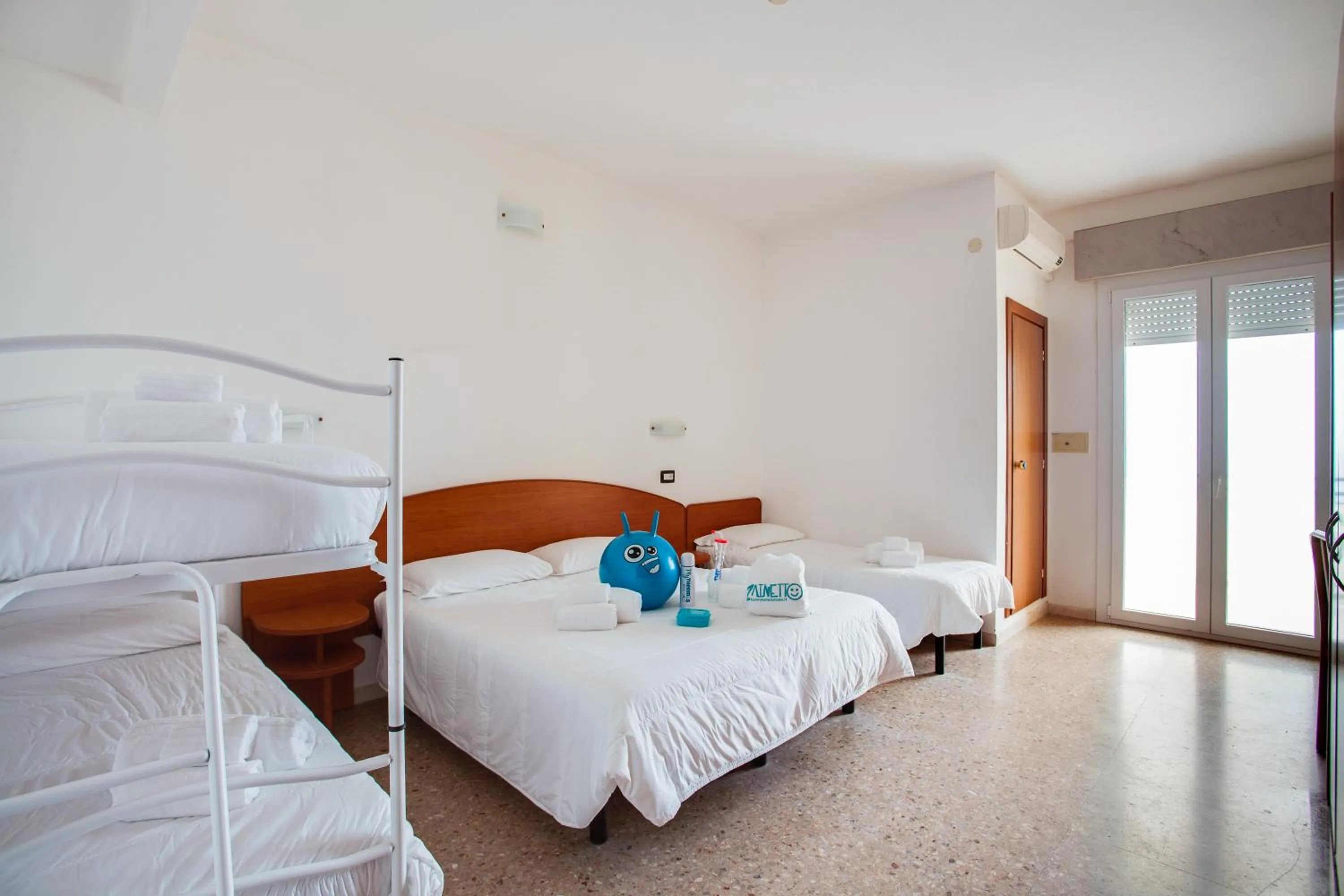 Photo of the whole room in Hotel Adler