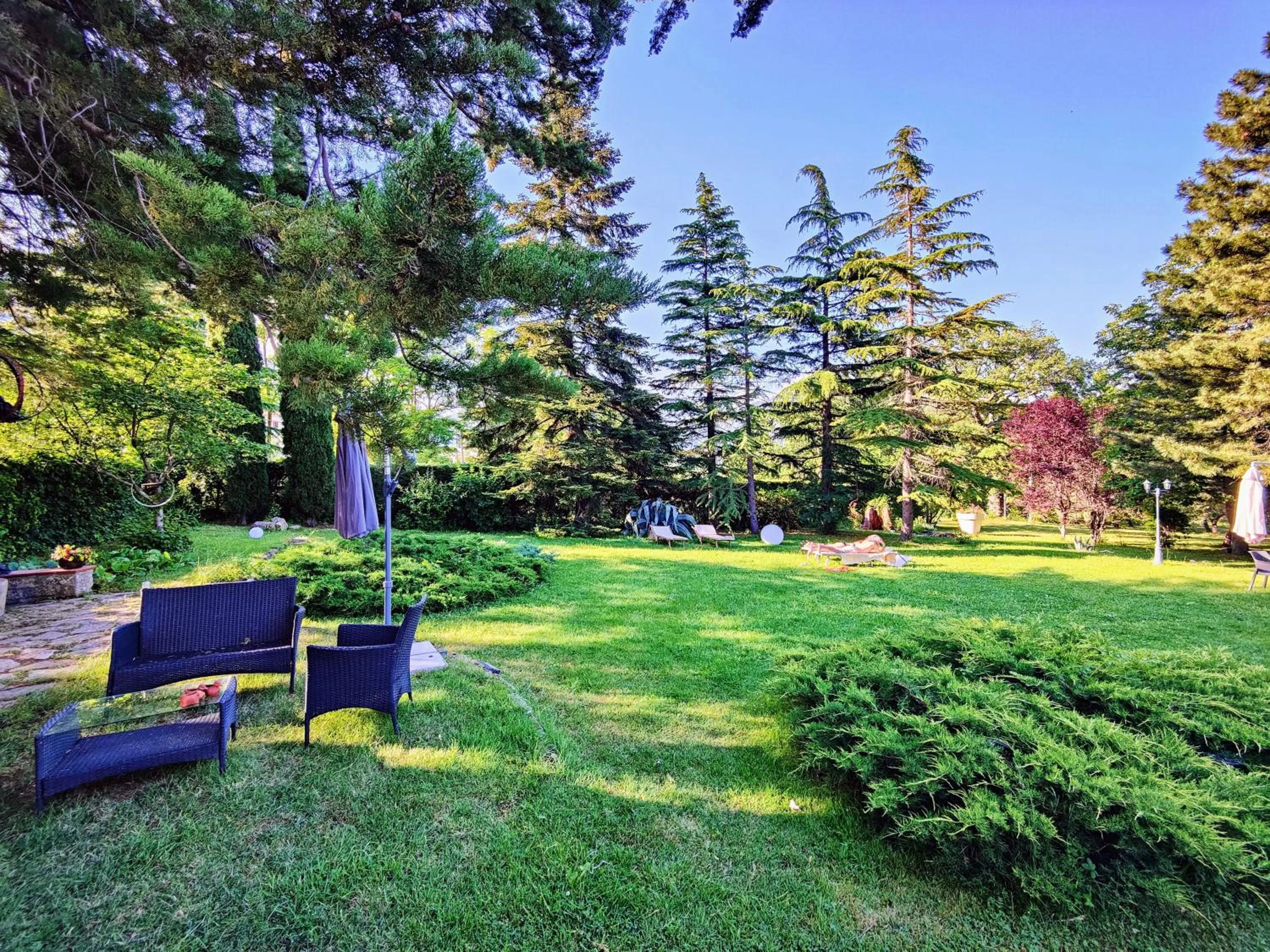 Garden in B&B Gocciaverde