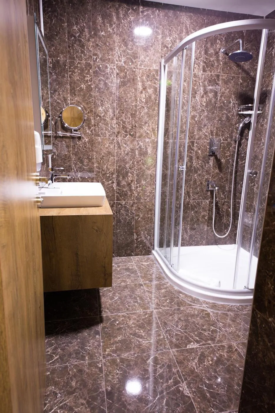 Bathroom in White Star Hotel