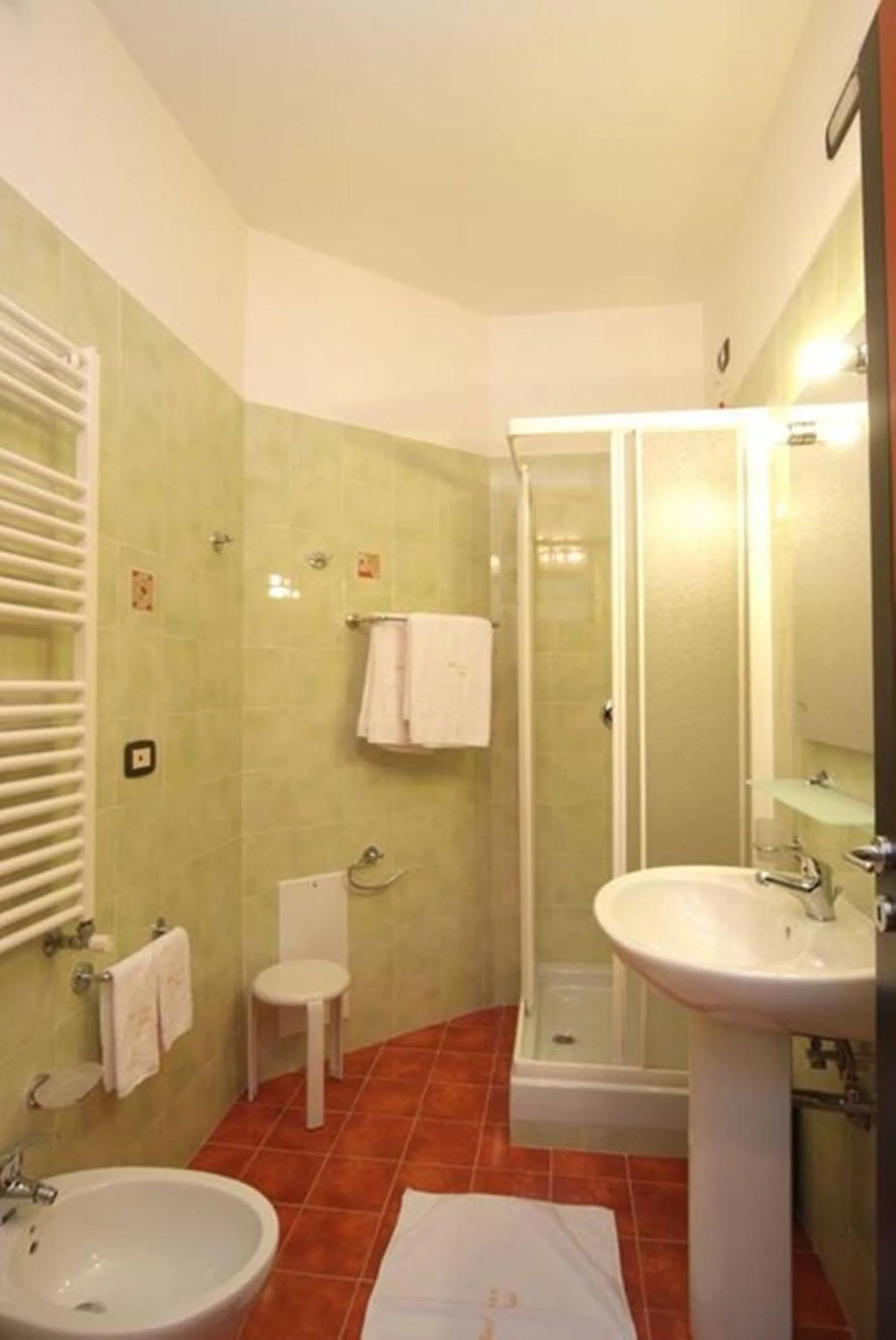 Bathroom in Hotel Cristal Eboli