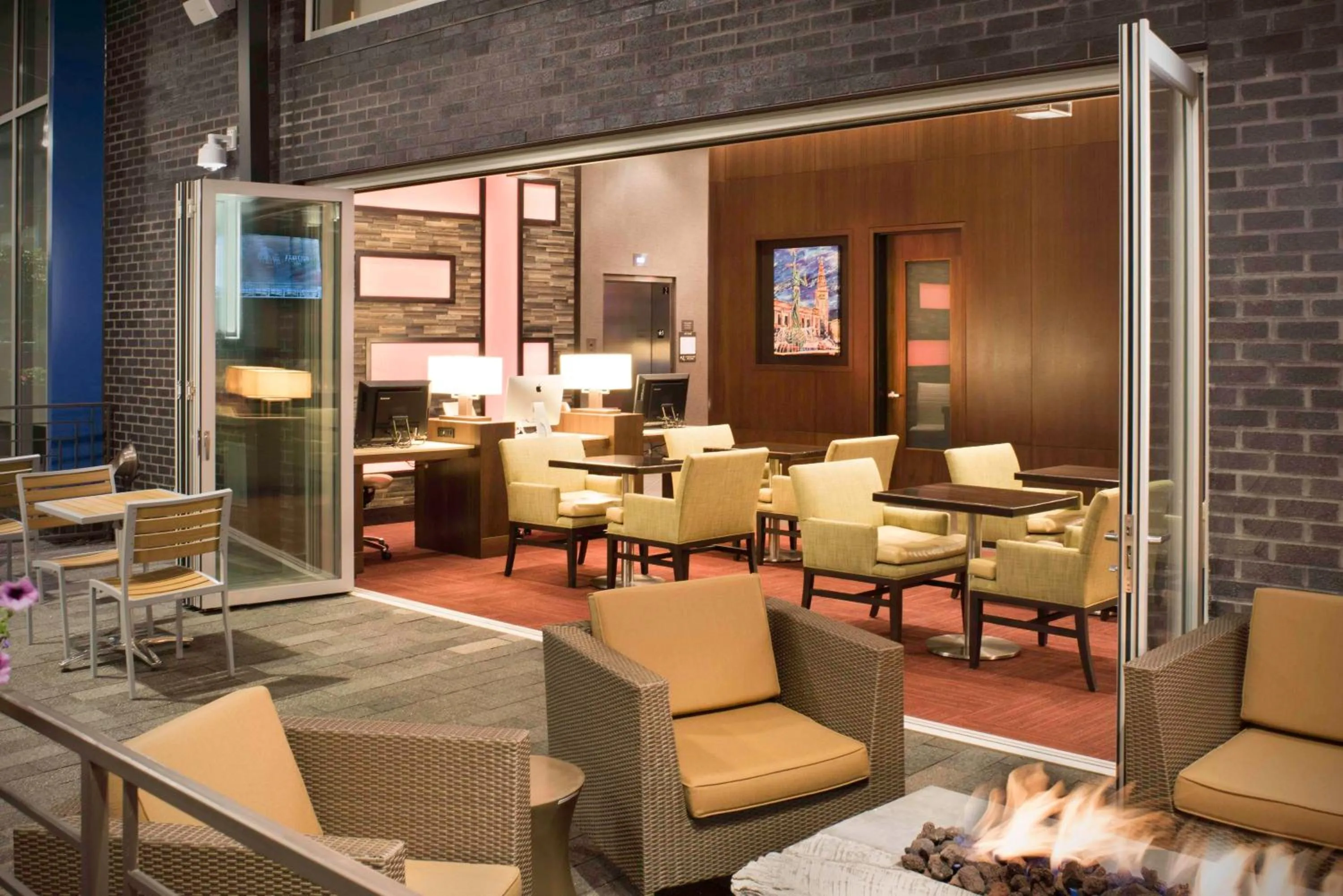 Property building in Hyatt Place Cleveland/Westlake/Crocker Park