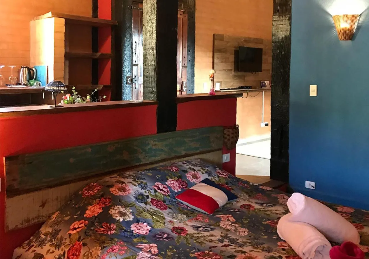 Photo of the whole room, Bed in Pousada Cabanas no Mundo