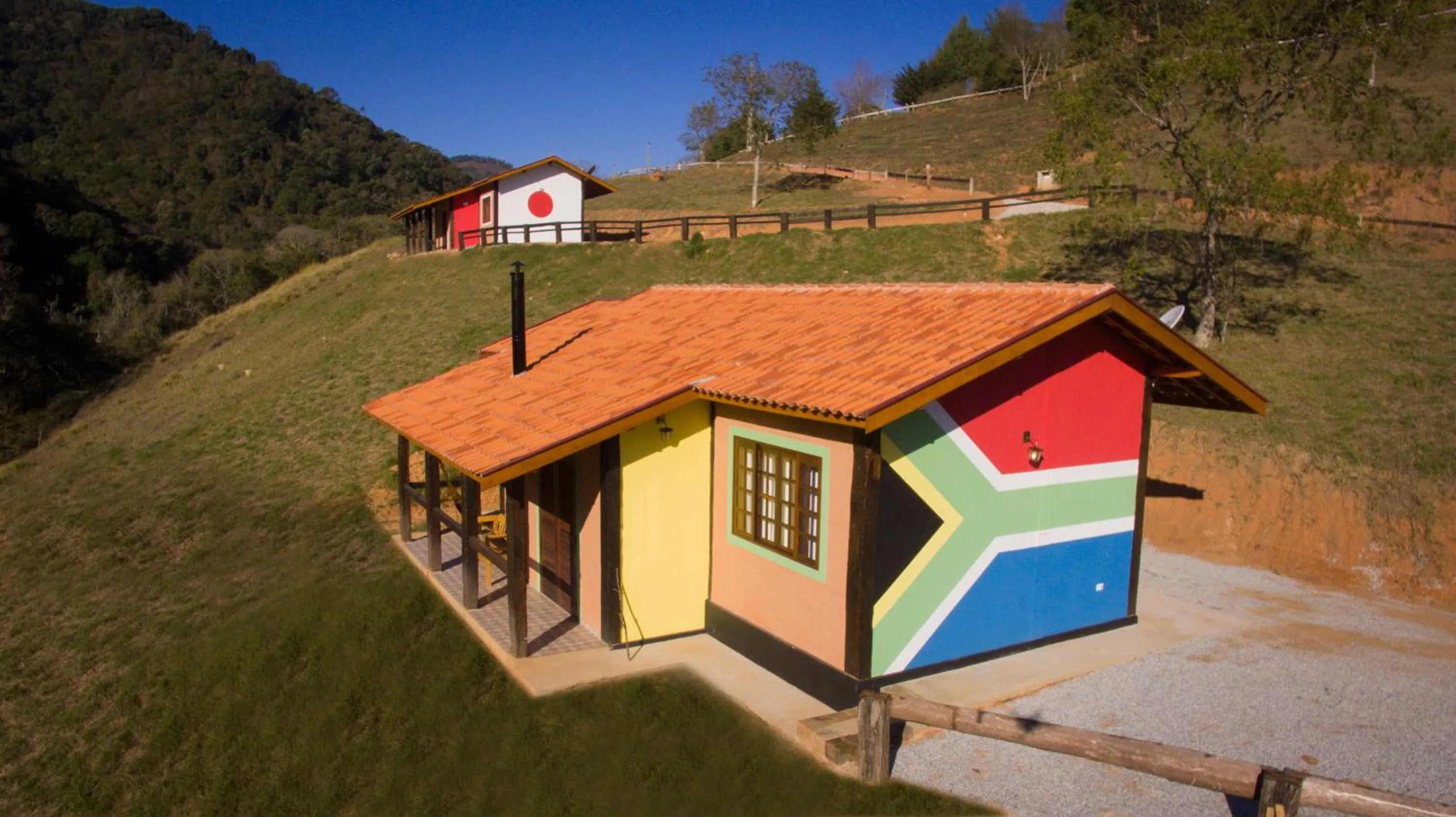 Photo of the whole room in Pousada Cabanas no Mundo