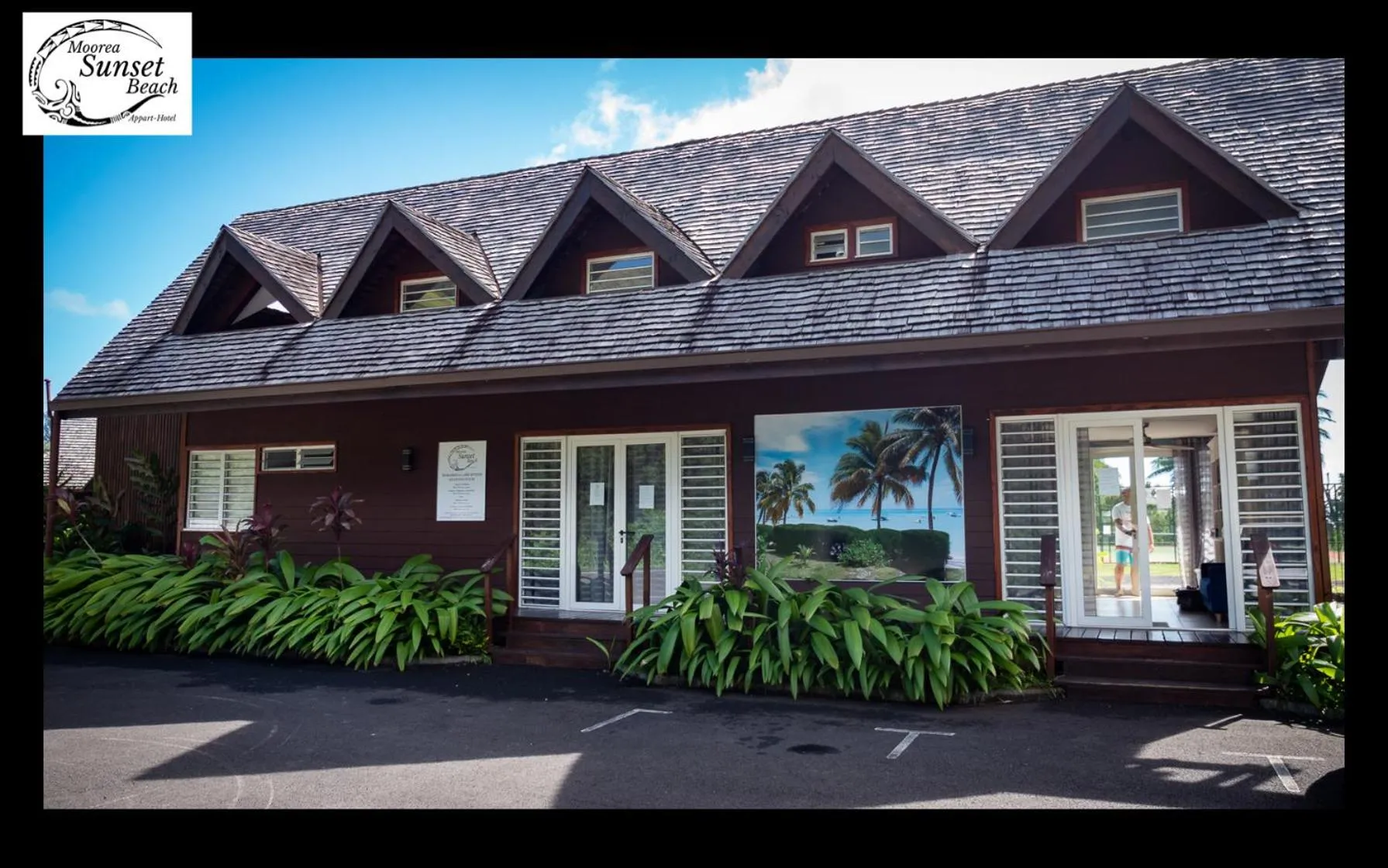 Lobby or reception in Moorea Sunset Beach
