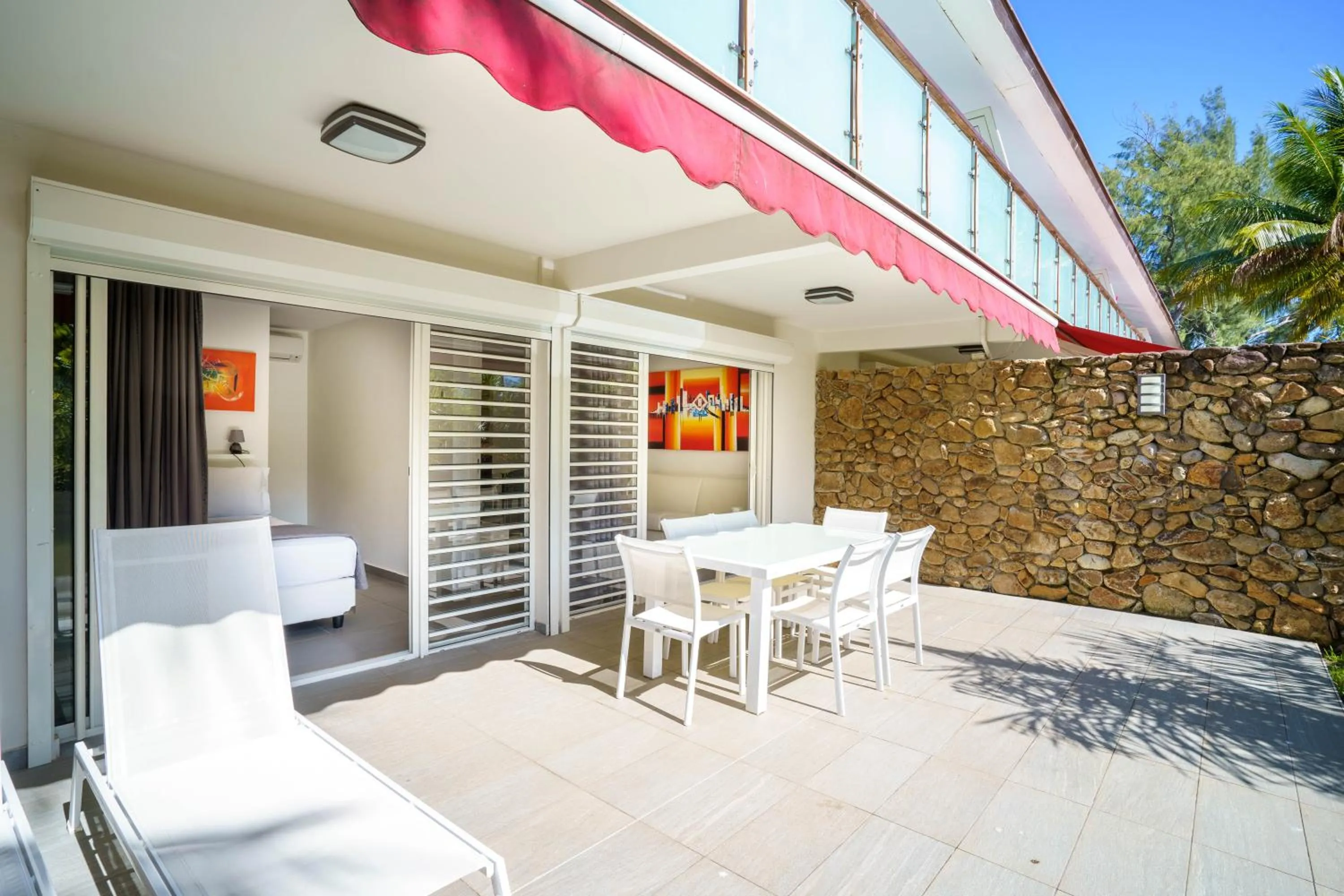 Balcony/Terrace in Moorea Sunset Beach