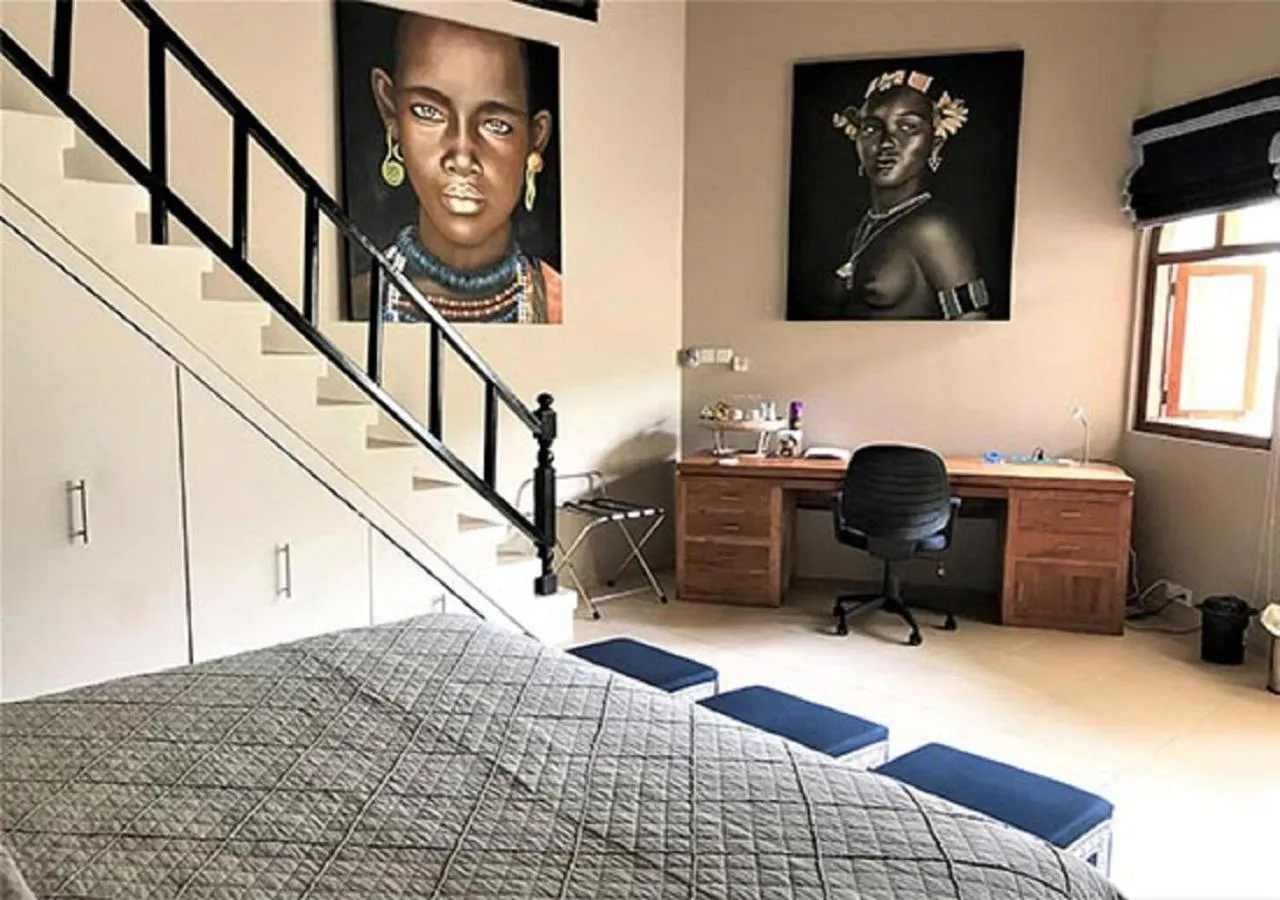 Bed in Villa Costa Plenty