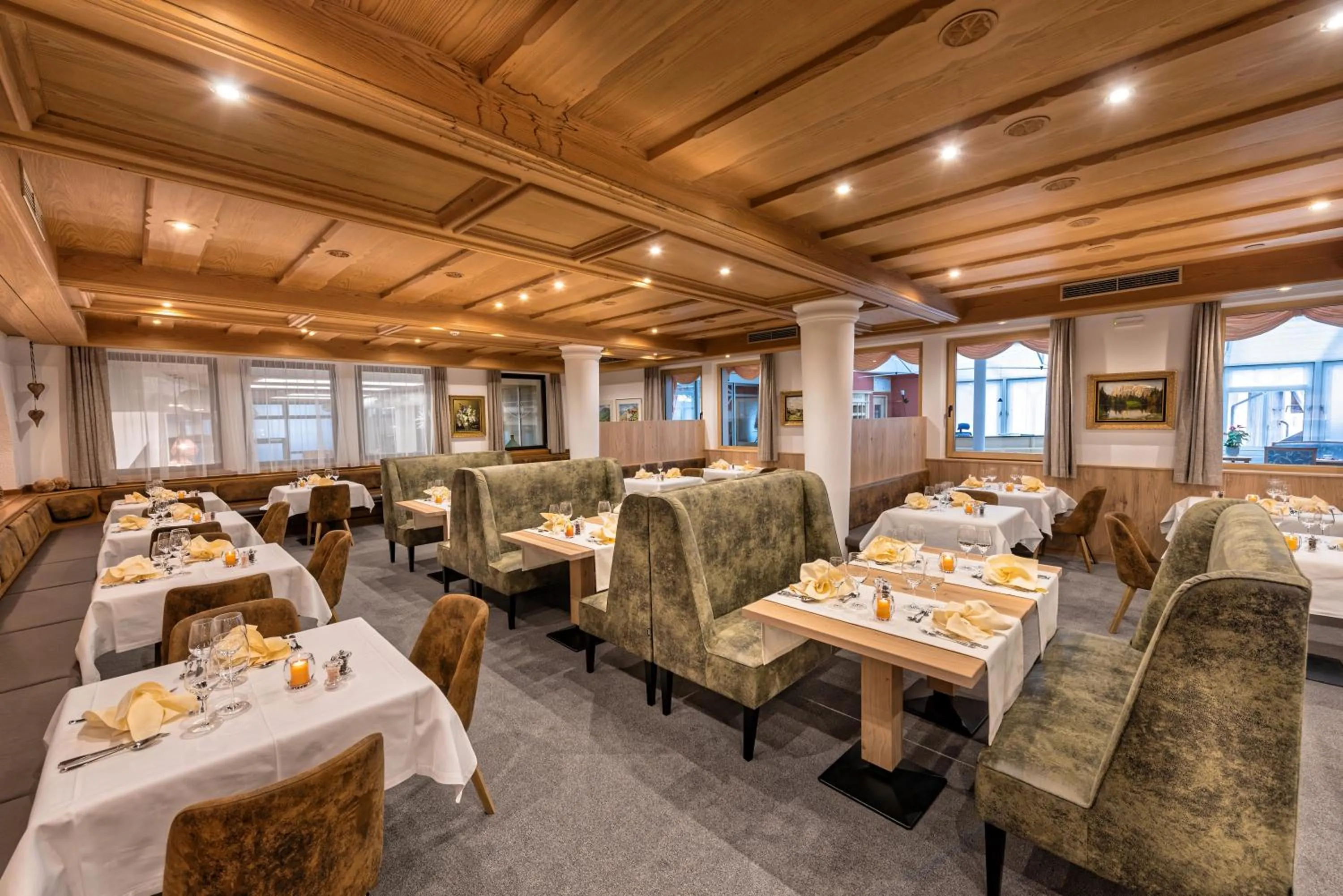 Dining area in Hotel Zum Mohren