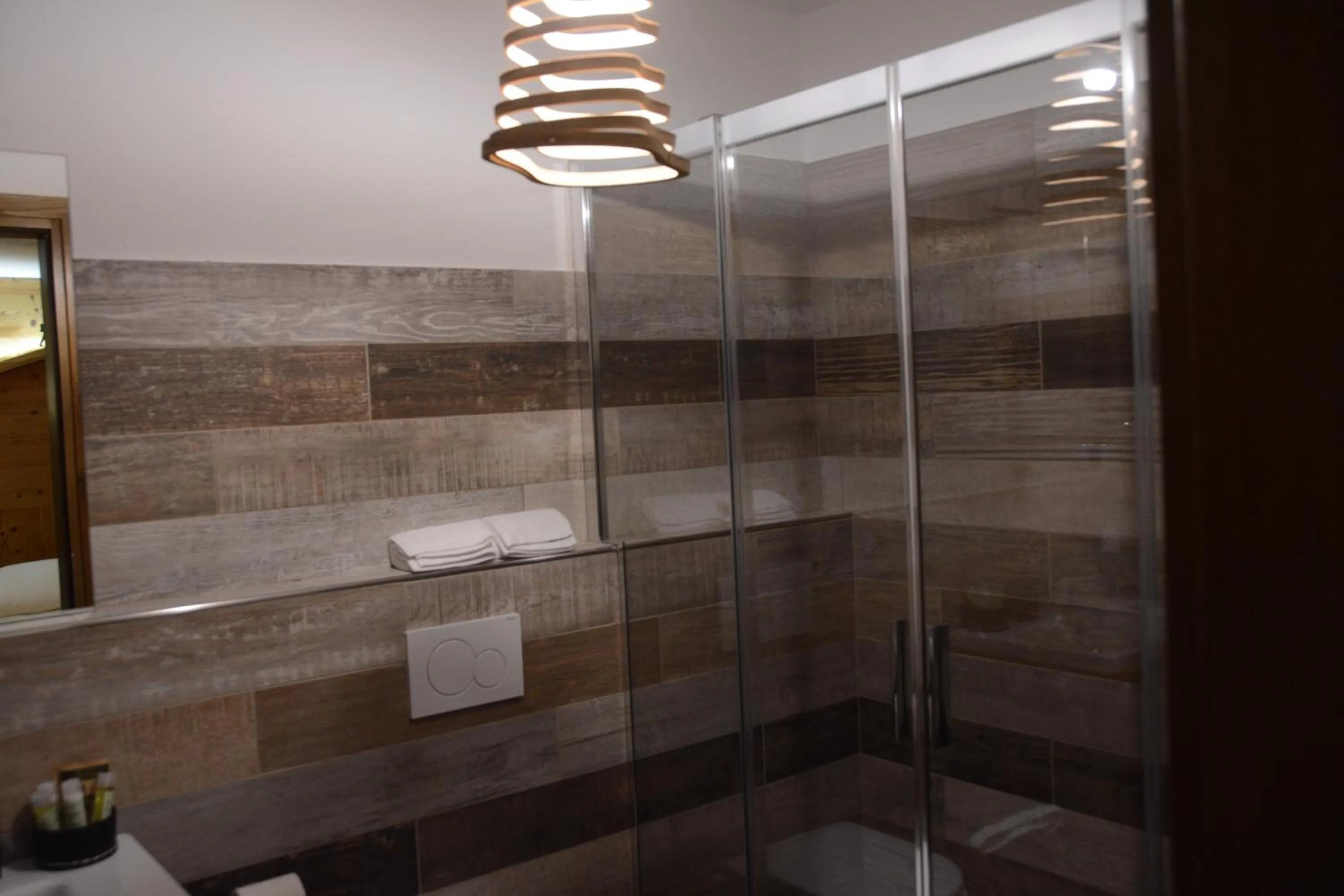 Shower in Hotel Filey