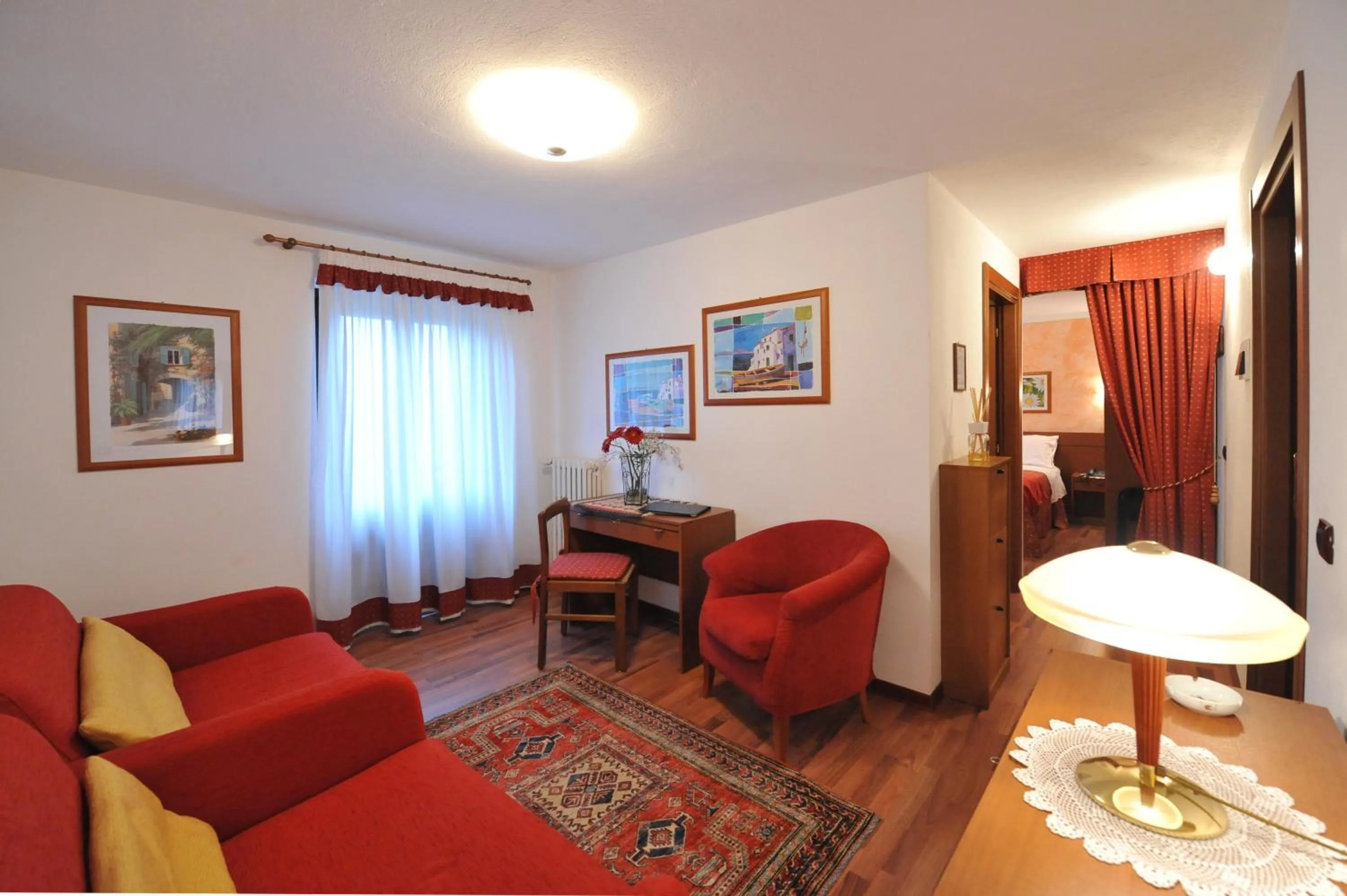 Photo of the whole room in Hotel Filey