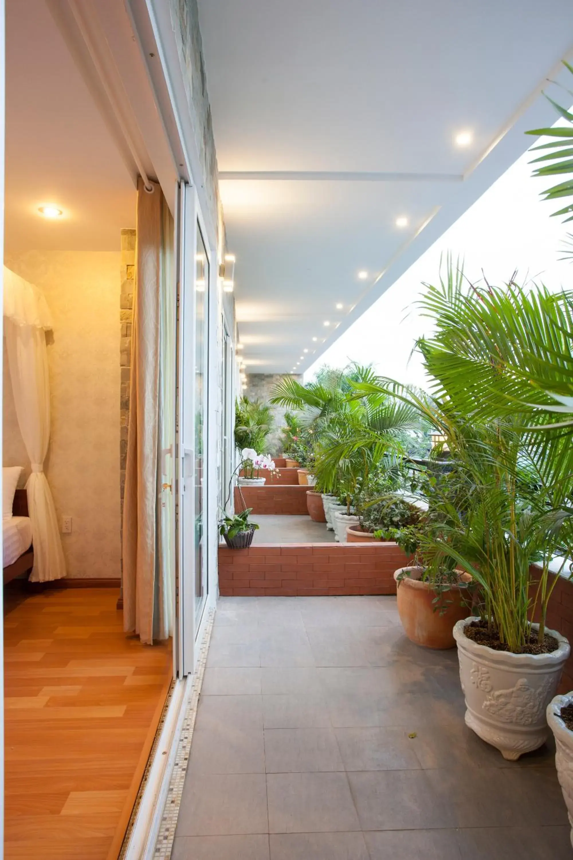 Deluxe Family Room in Anh Dao Mekong 2 Hotel Deluxe Family Room in Anh Dao Mekong 2 Hotel