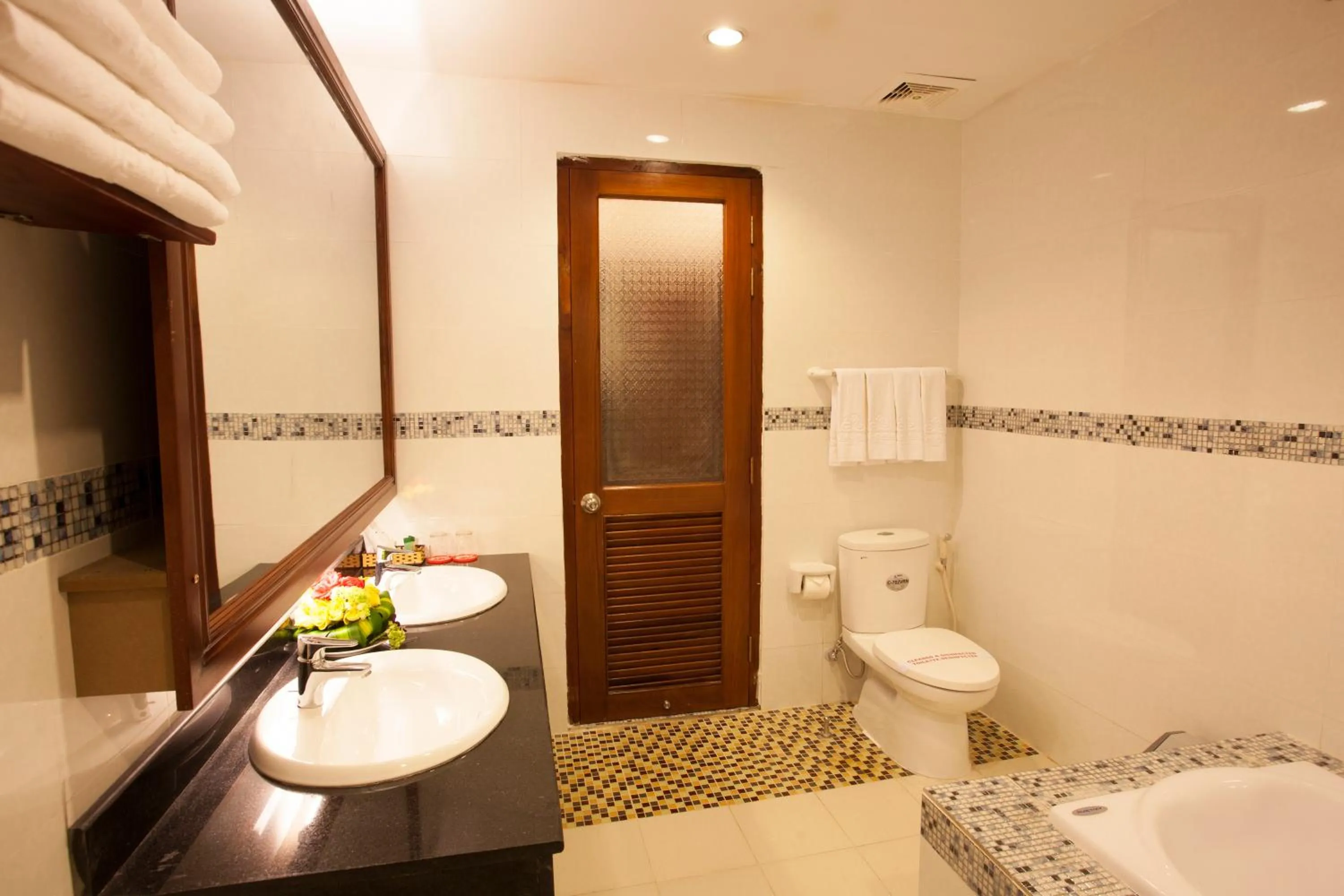 Bathroom in Anh Dao Mekong 2 Hotel