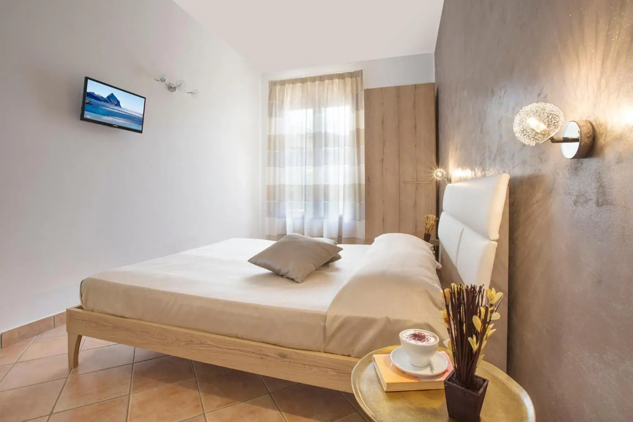 Deluxe Double Room in Cala di Ponente Deluxe Double Room in Cala di Ponente