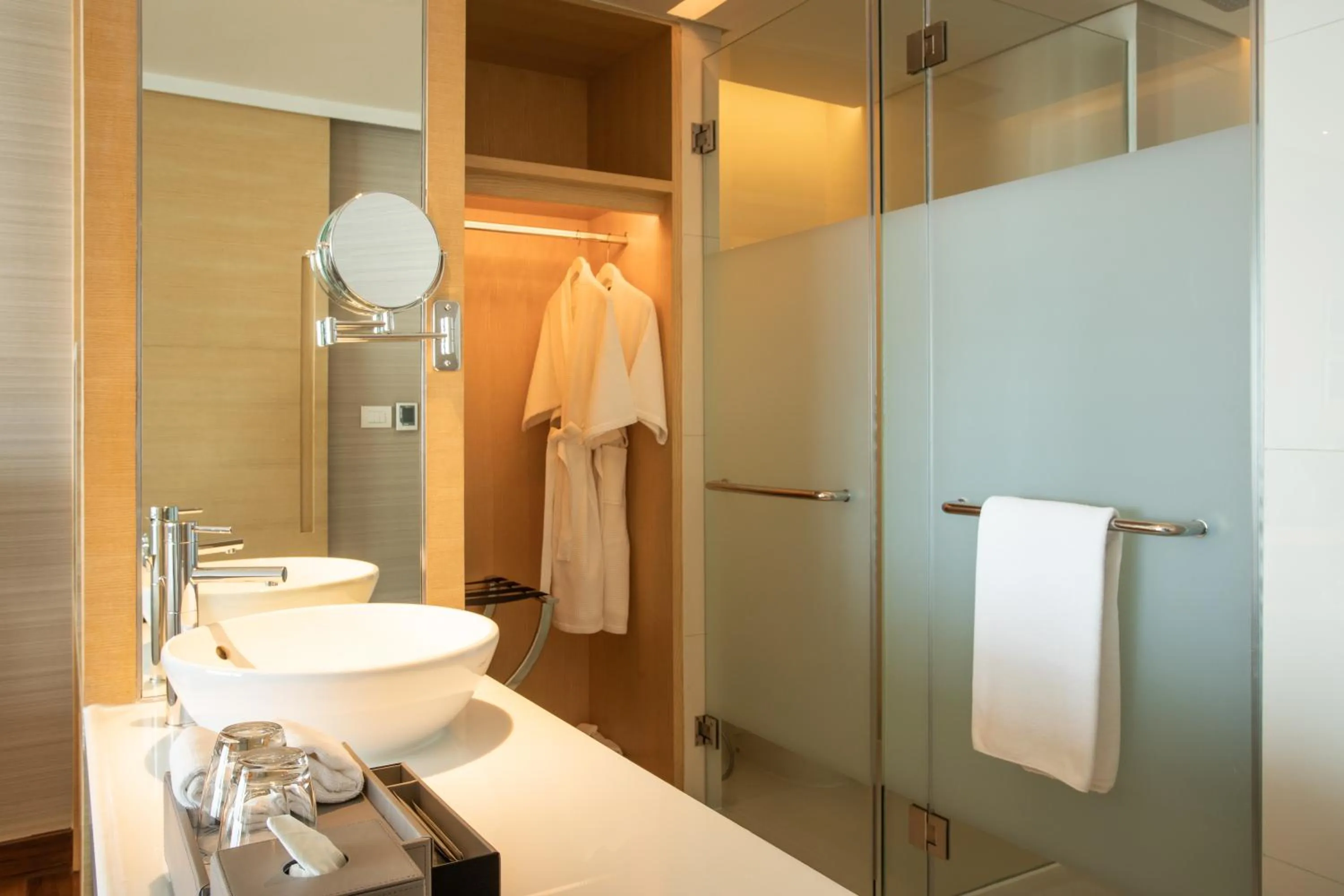 Avani Plus Riverside Bangkok Hotel