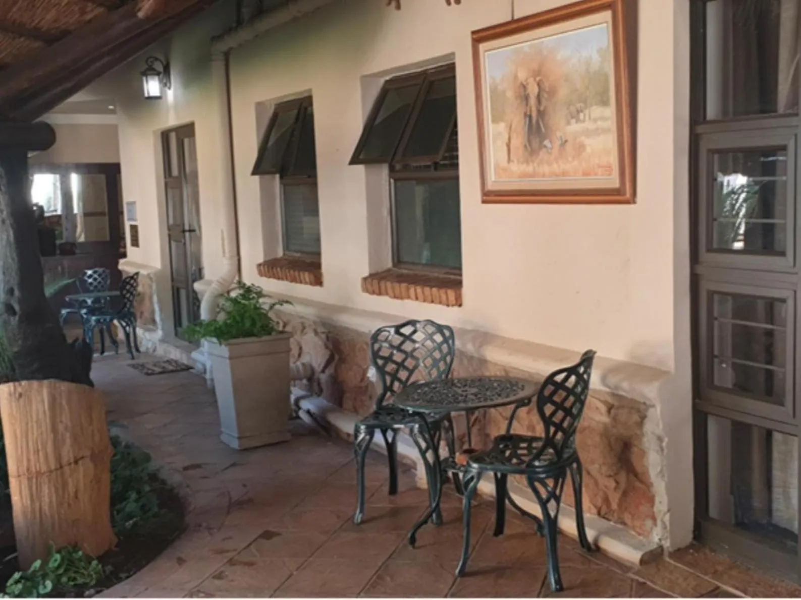 Seating area in Kassaboera Lodge