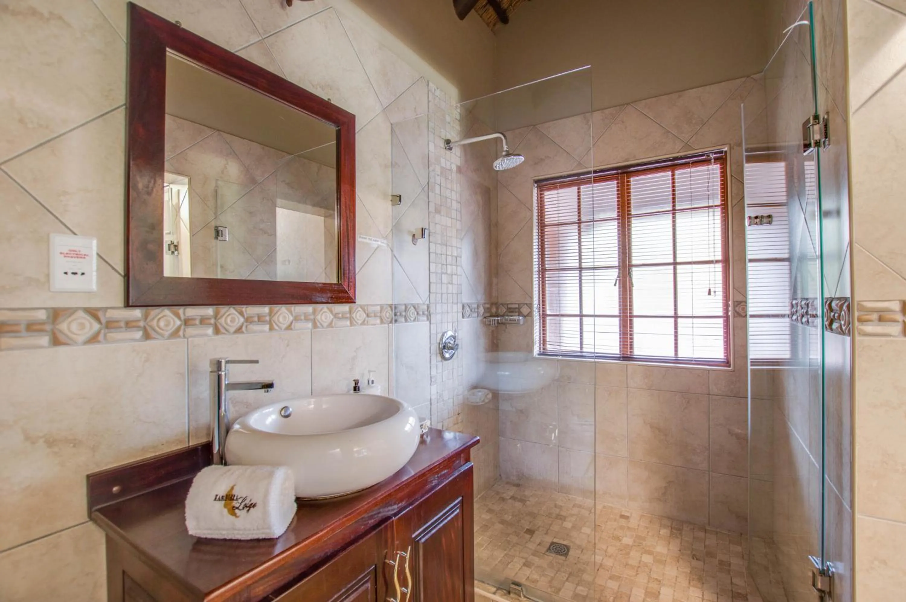 Property building in Kassaboera Lodge