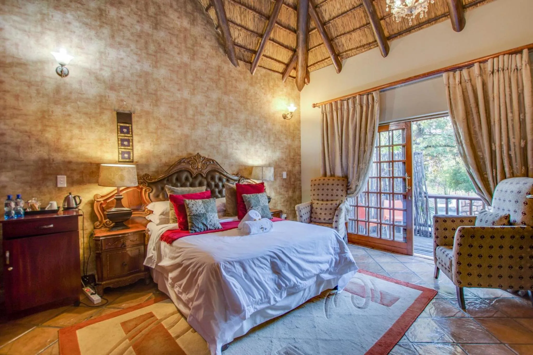Photo of the whole room, Bed in Kassaboera Lodge