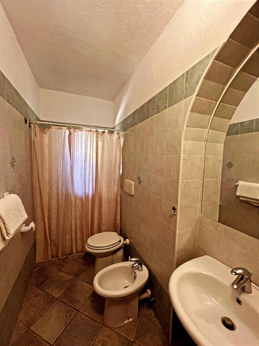 Shower in Case Vacanze Le Buganville