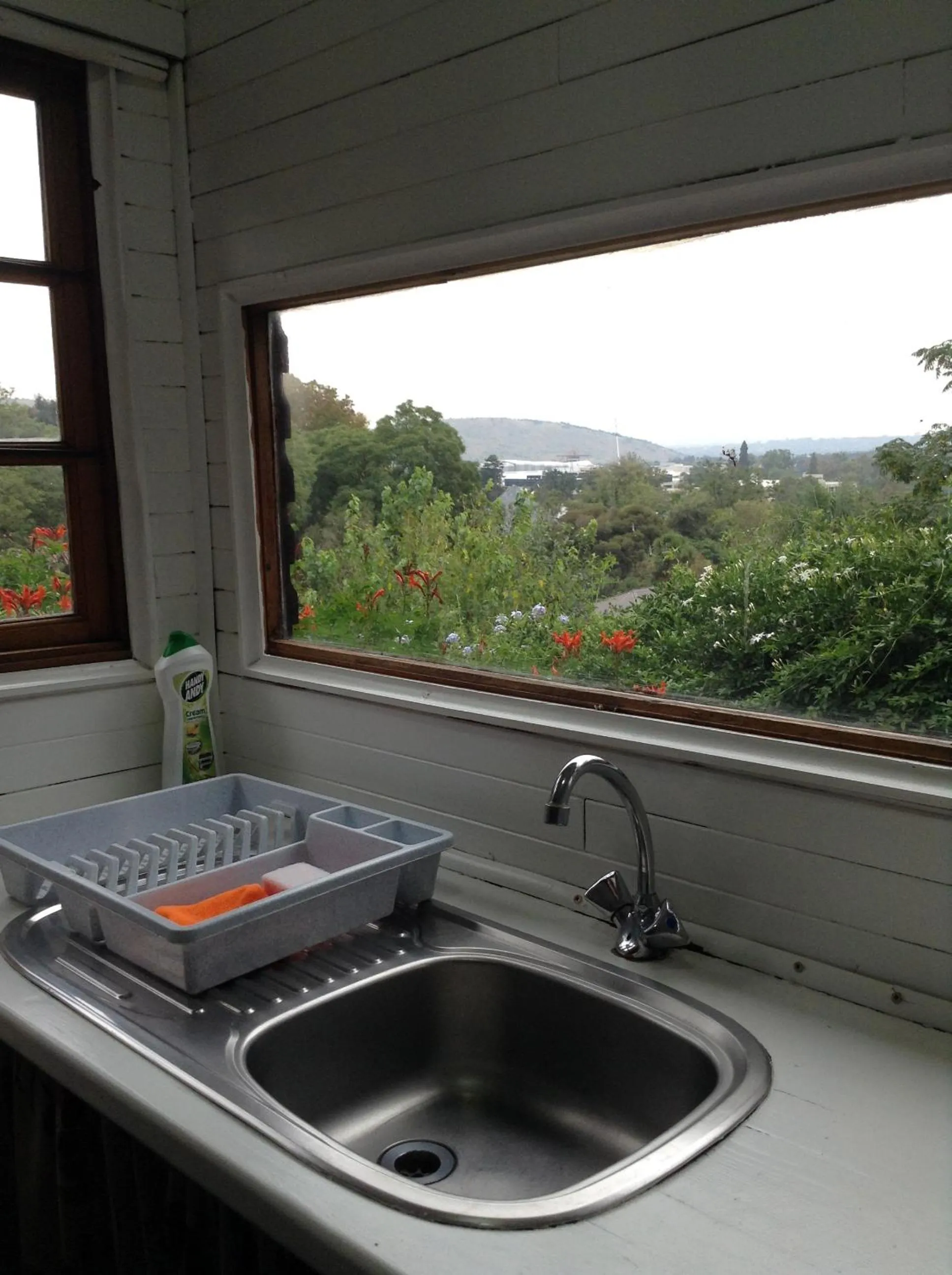 Kitchen or kitchenette in Westmoreland Lodge