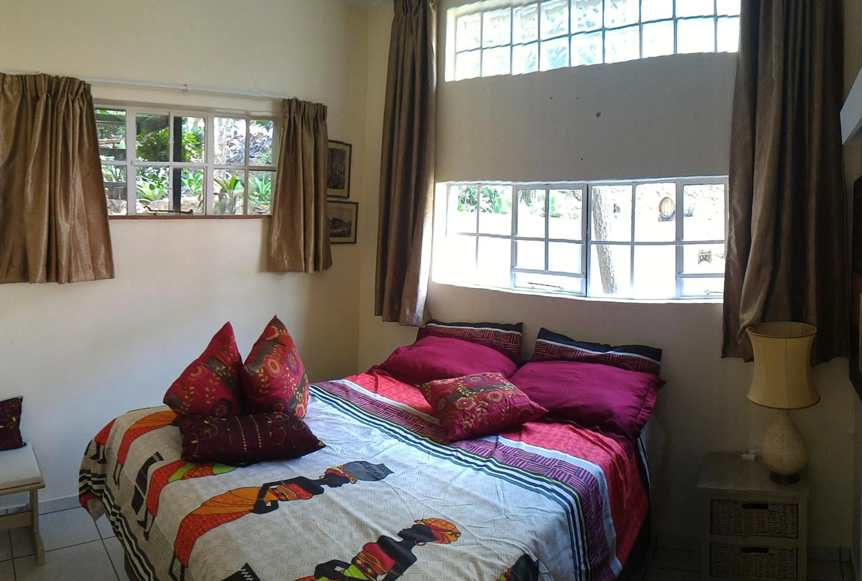 Bedroom, Bed in Westmoreland Lodge