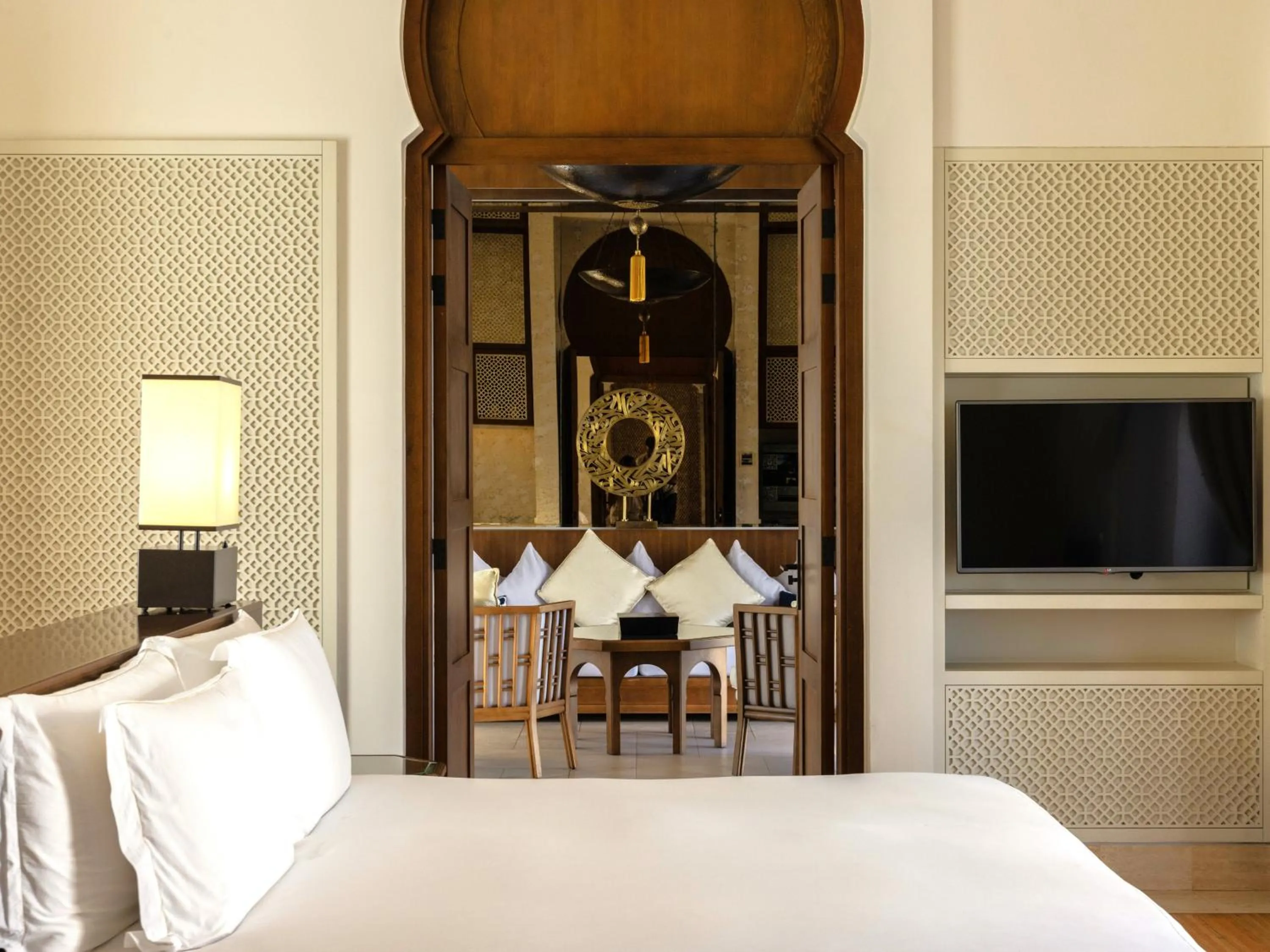 Bed in Banyan Tree Tamouda Bay