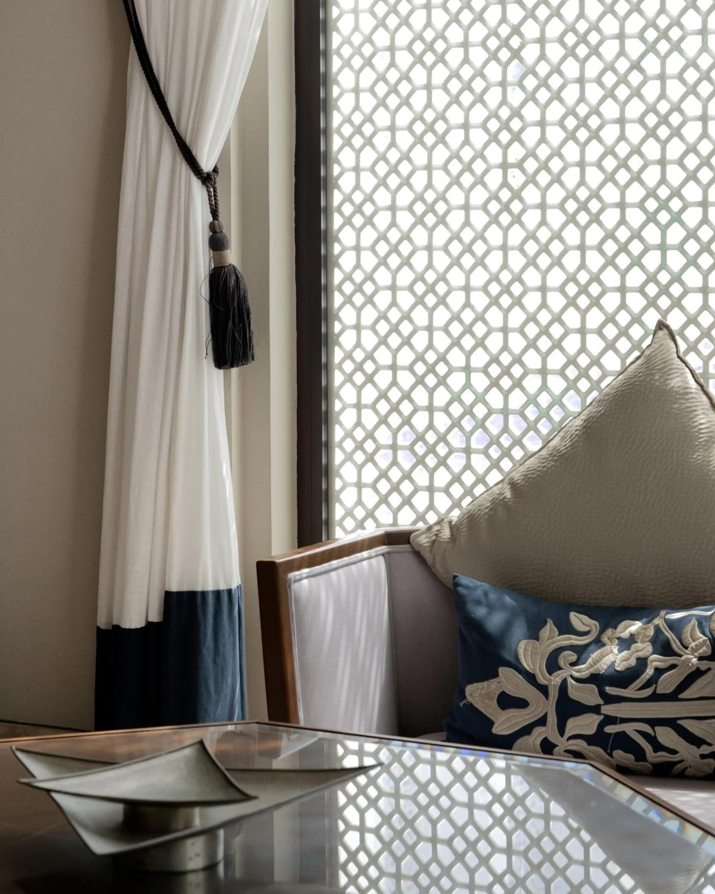 Bed in Banyan Tree Tamouda Bay