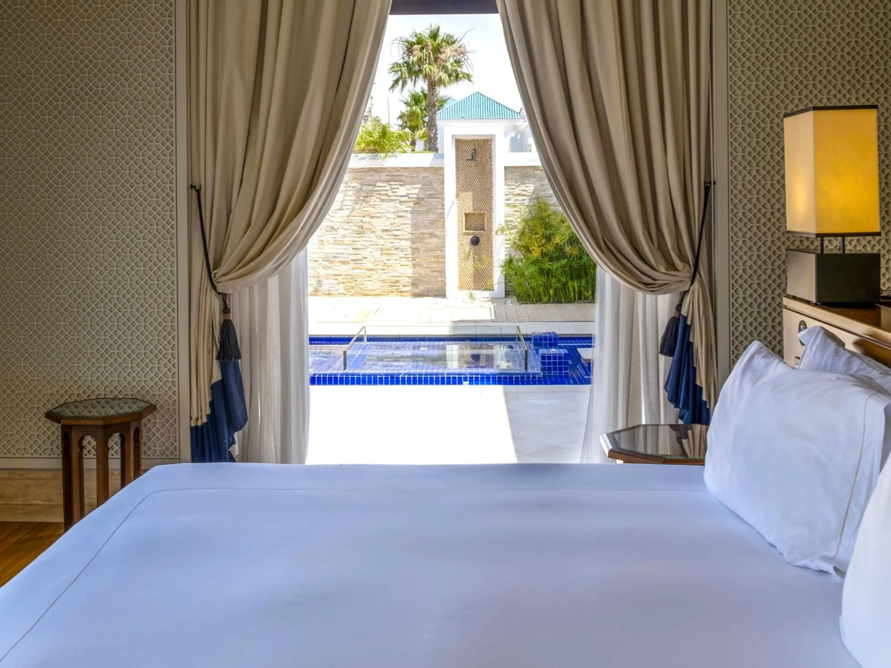 Bed in Banyan Tree Tamouda Bay