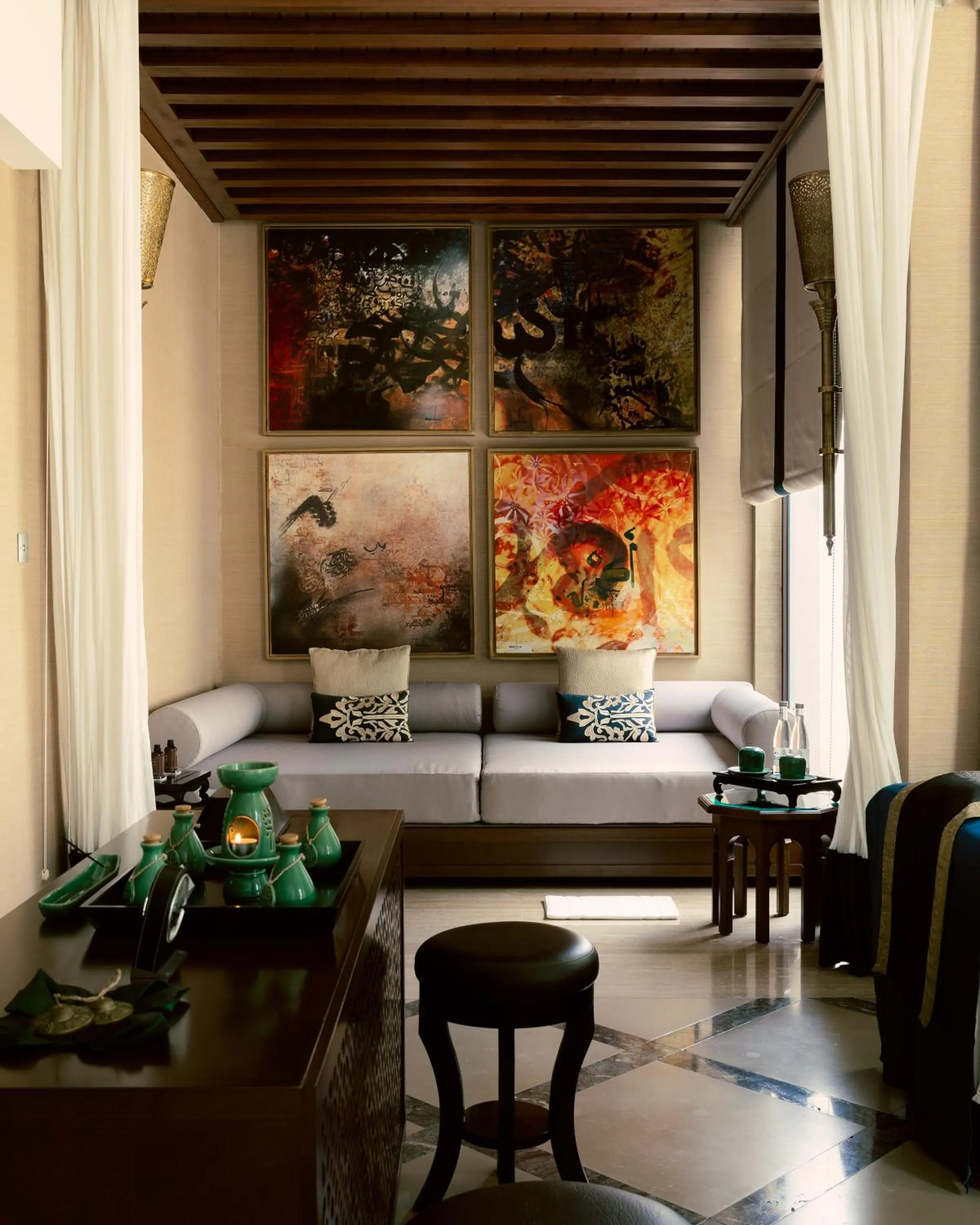 Bed in Banyan Tree Tamouda Bay