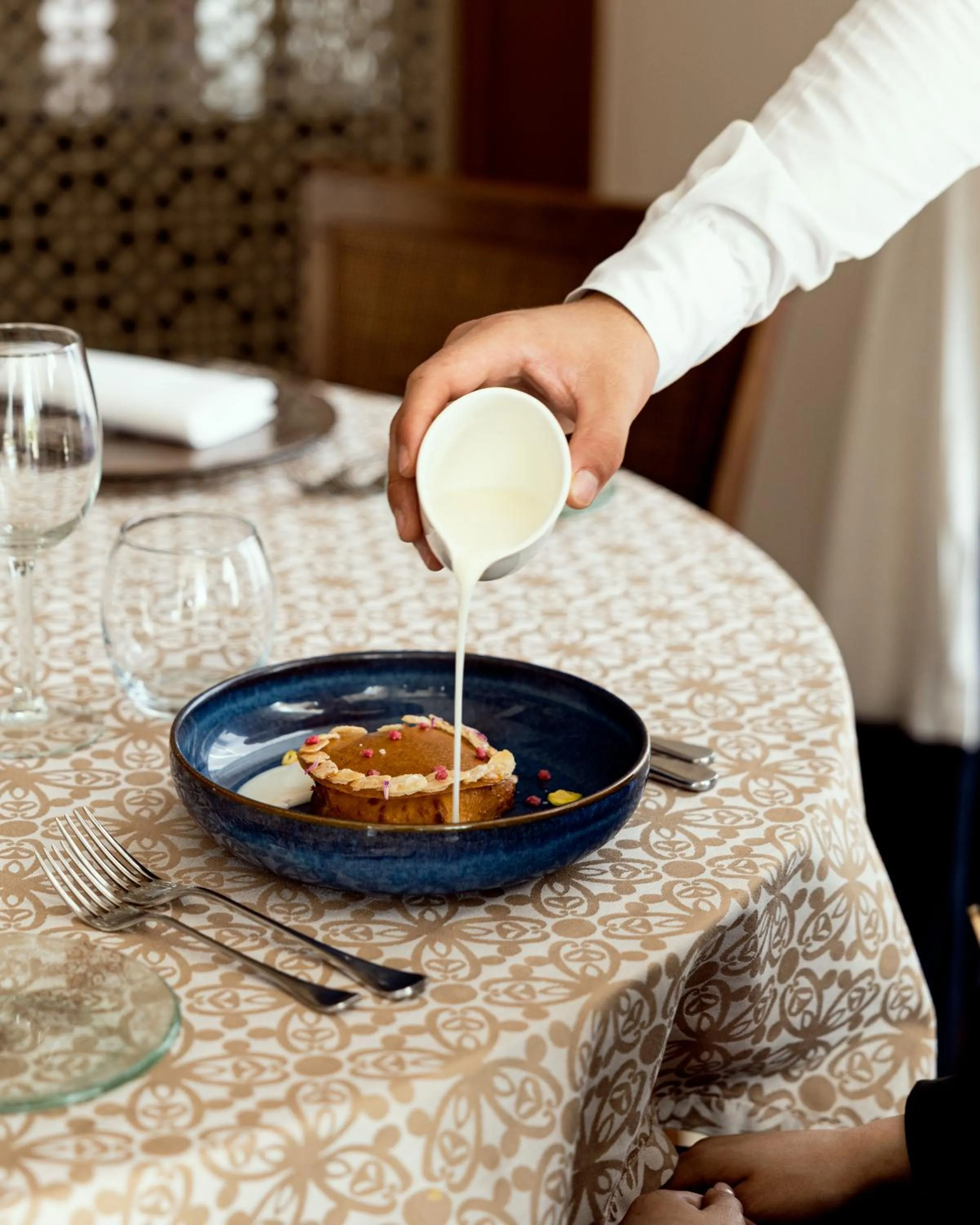 Restaurant/places to eat in Banyan Tree Tamouda Bay