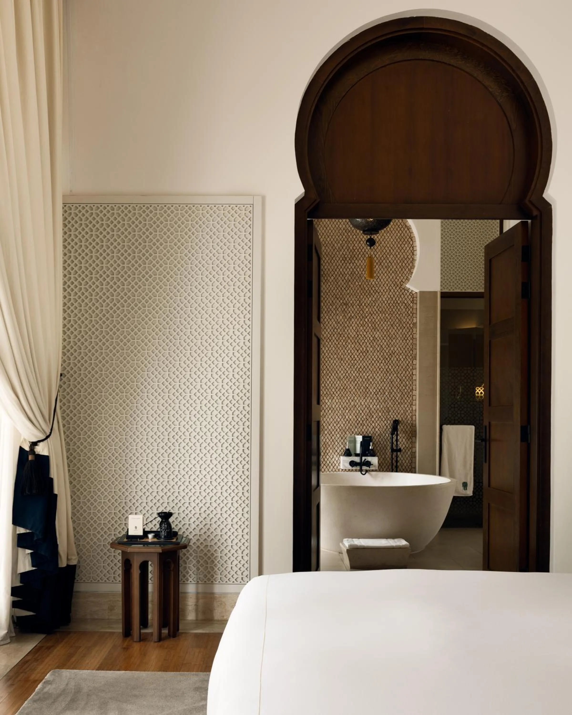 Bed in Banyan Tree Tamouda Bay