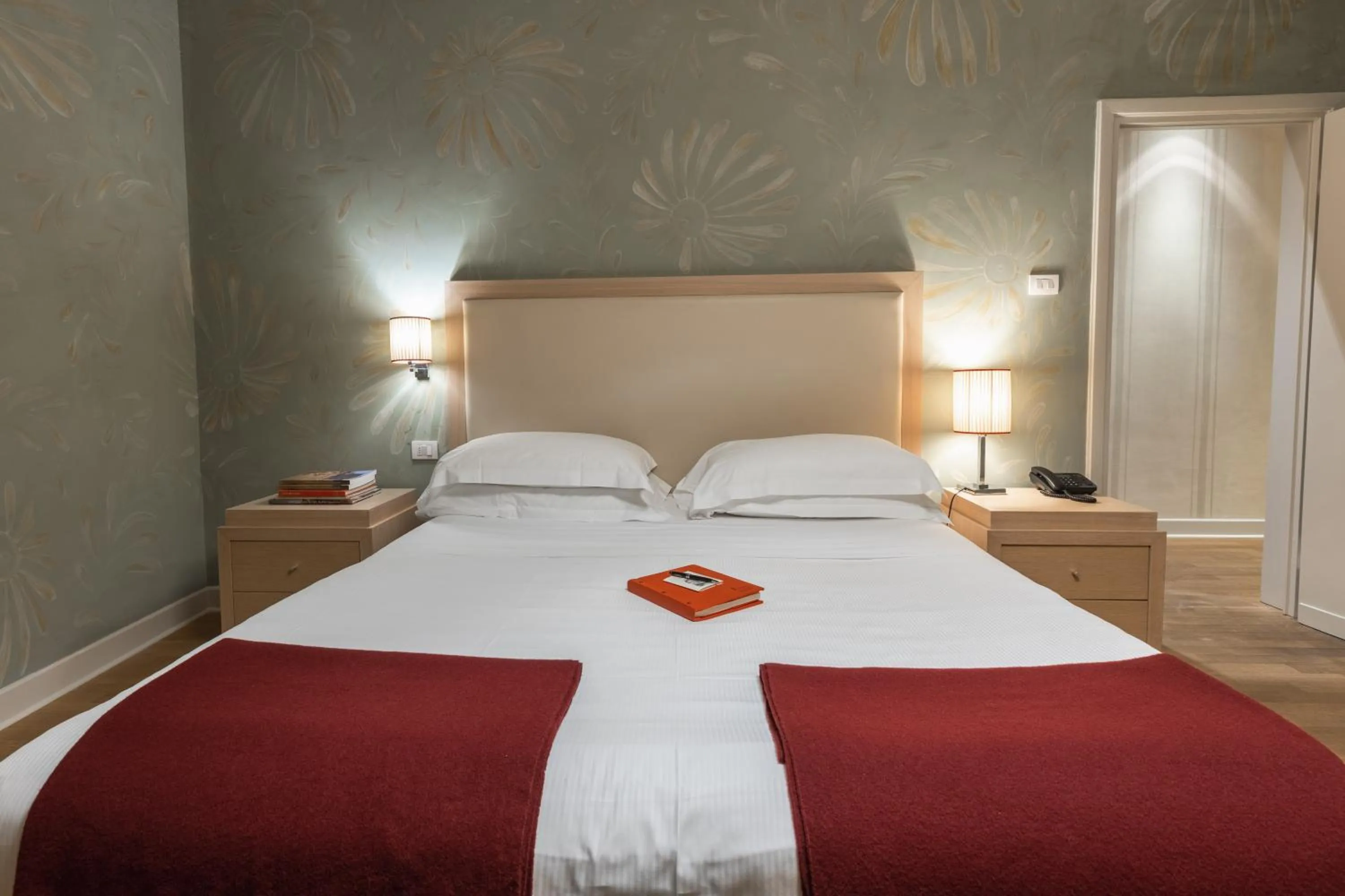 Bed in Antica Torre Tornabuoni