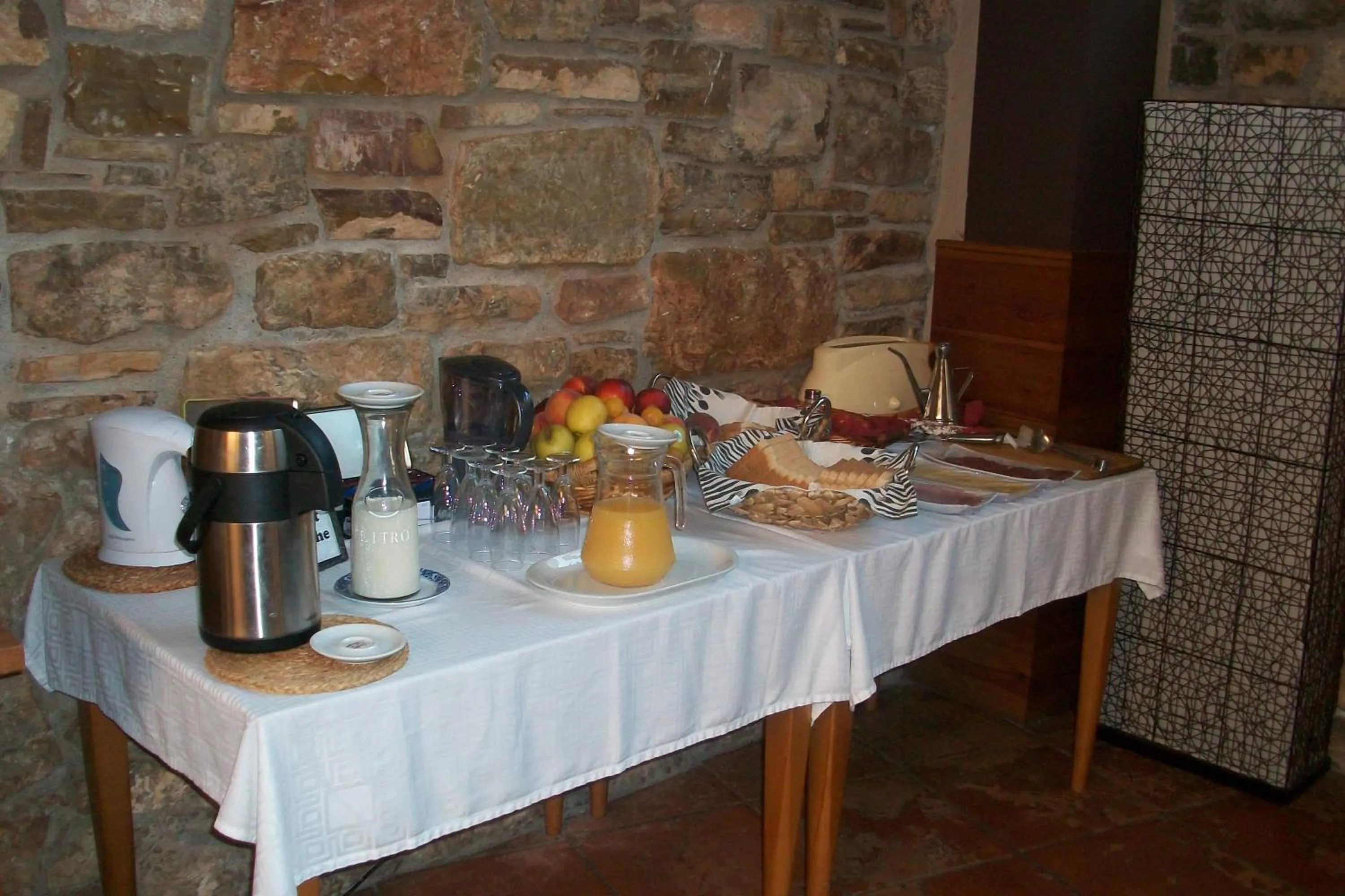 Breakfast in Hotel Can Missé