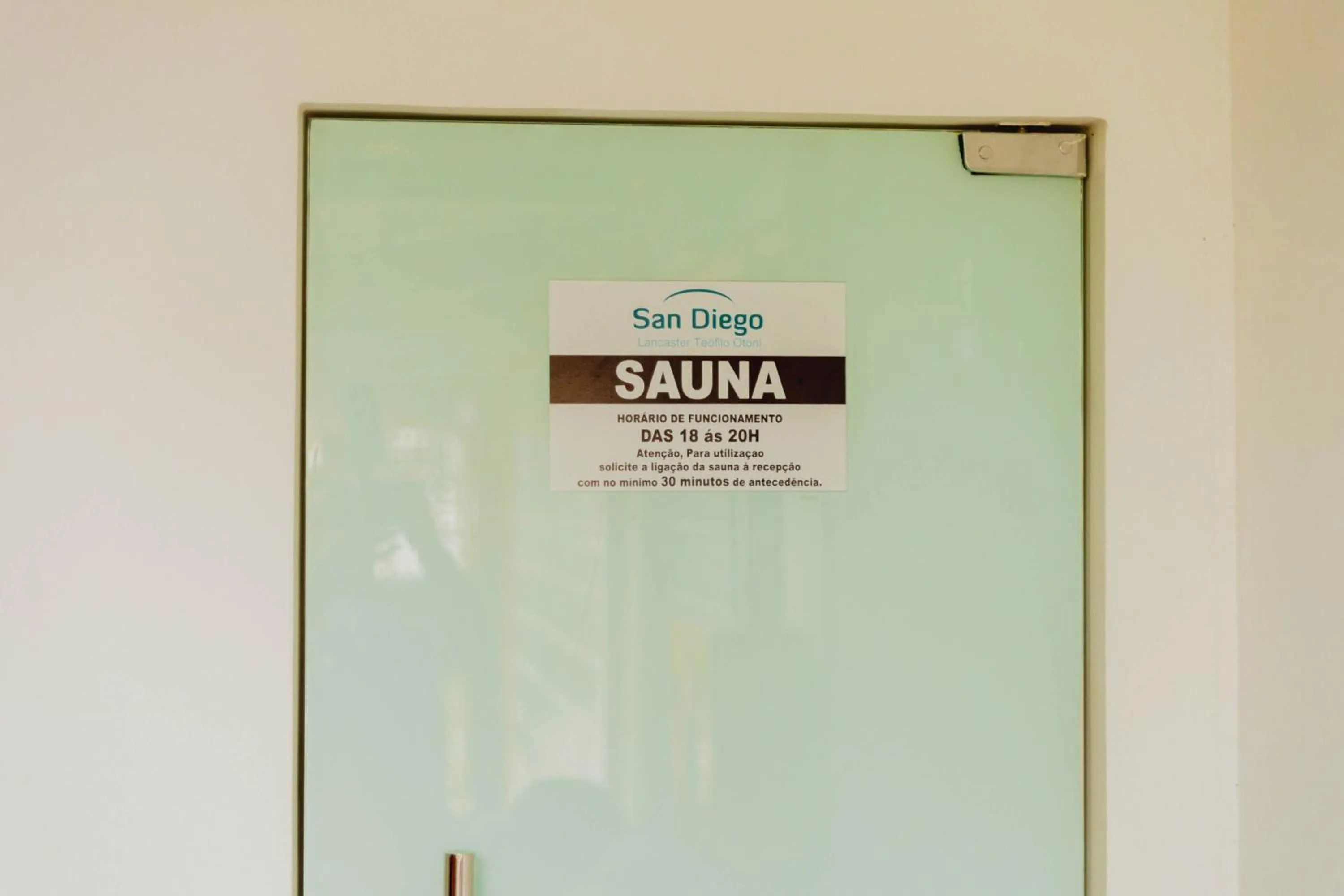 Sauna in San Diego Lancaster Teófilo Otoni