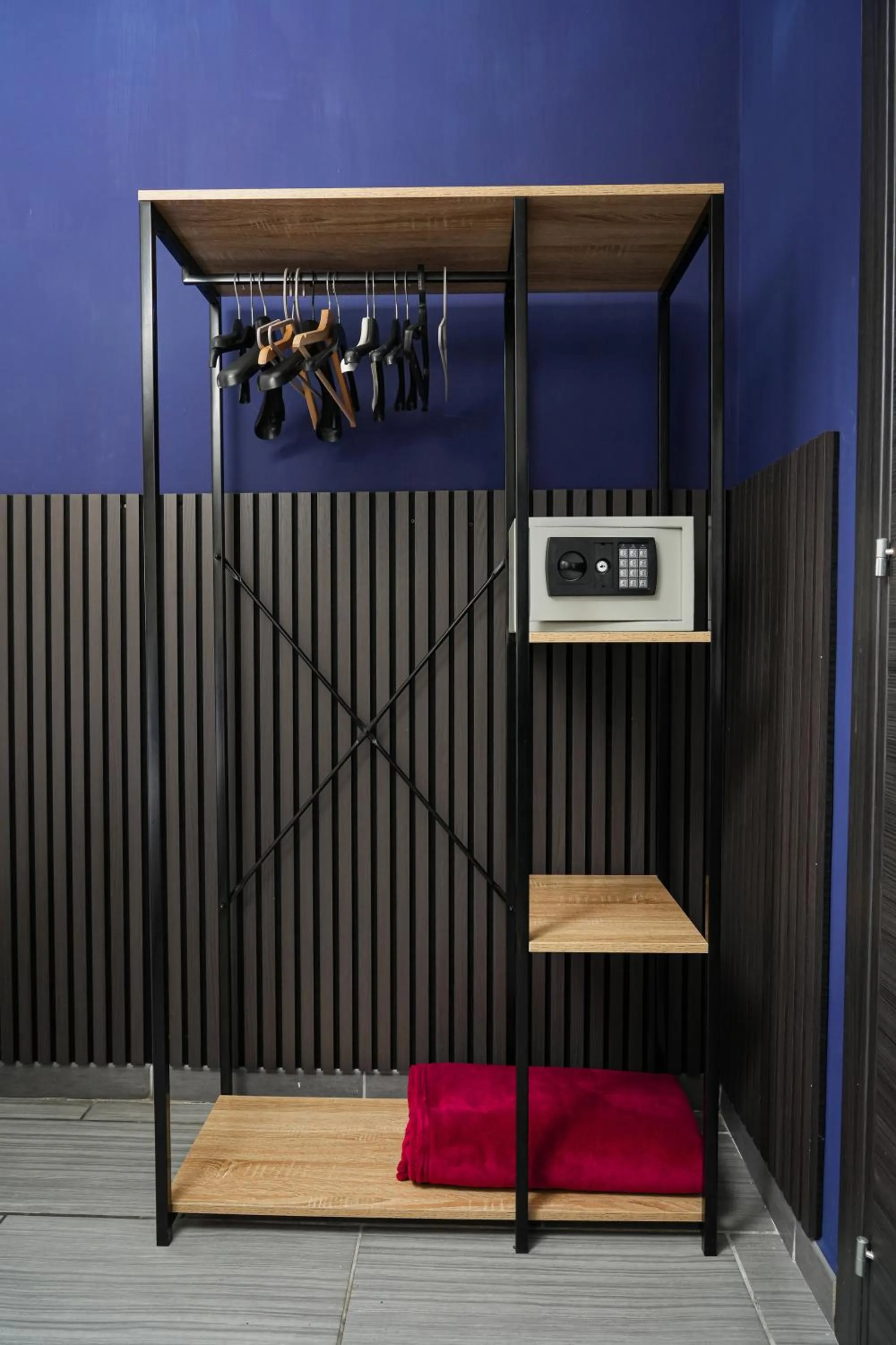 safe in B&B Paradise