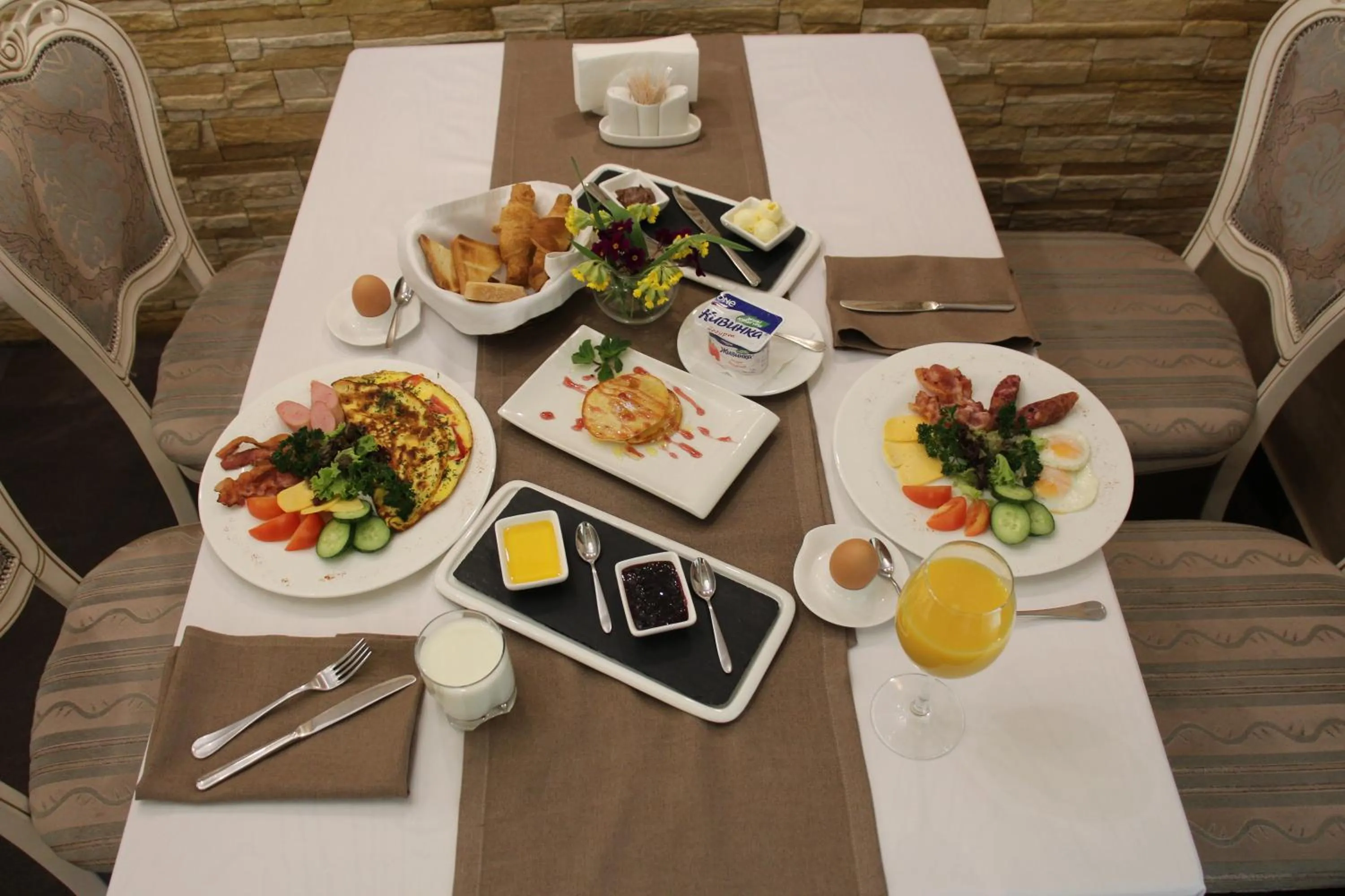 Continental breakfast in Aristokrat