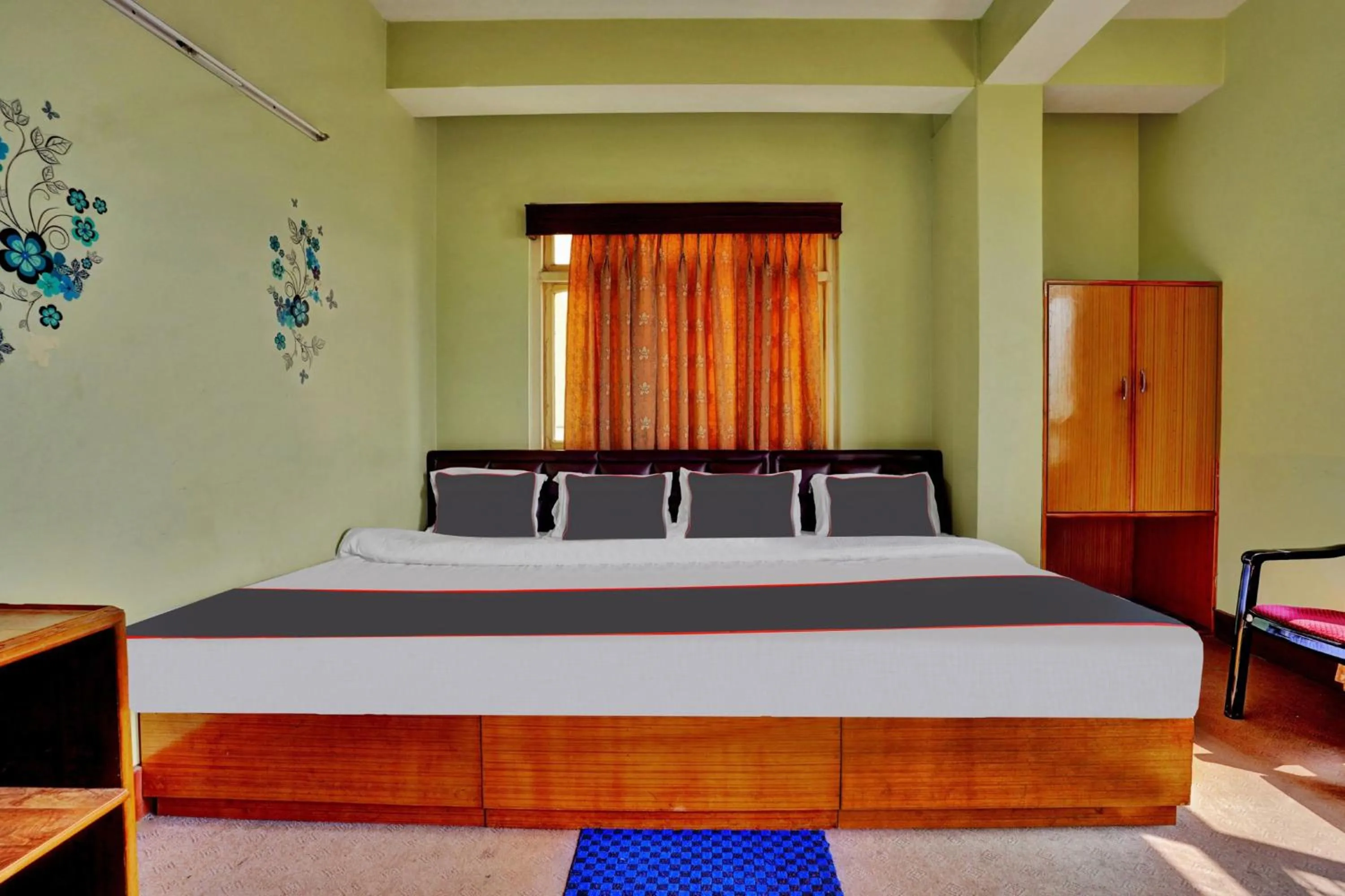 Bedroom in Collection O Green Park