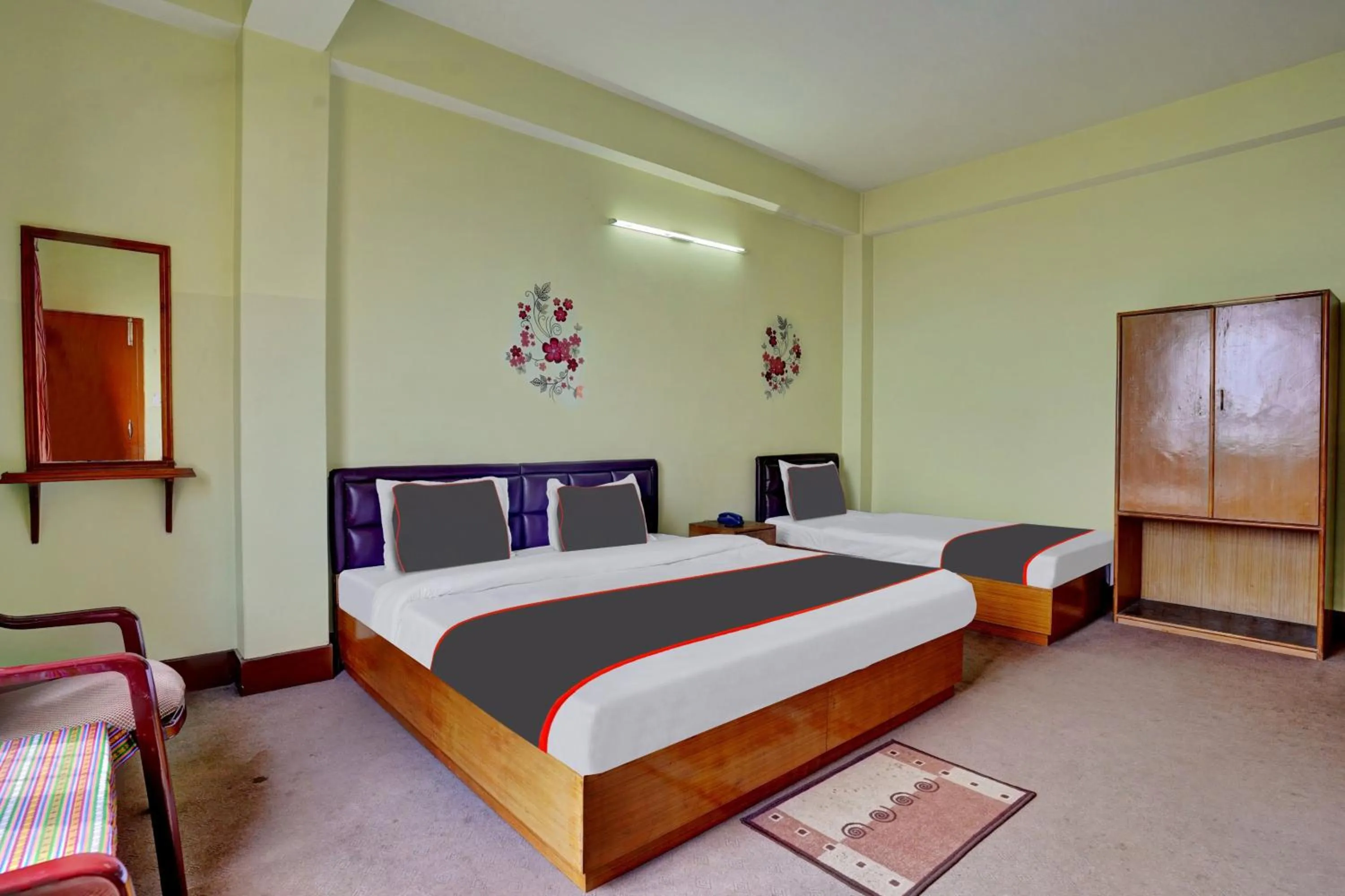 Bedroom in Collection O Green Park