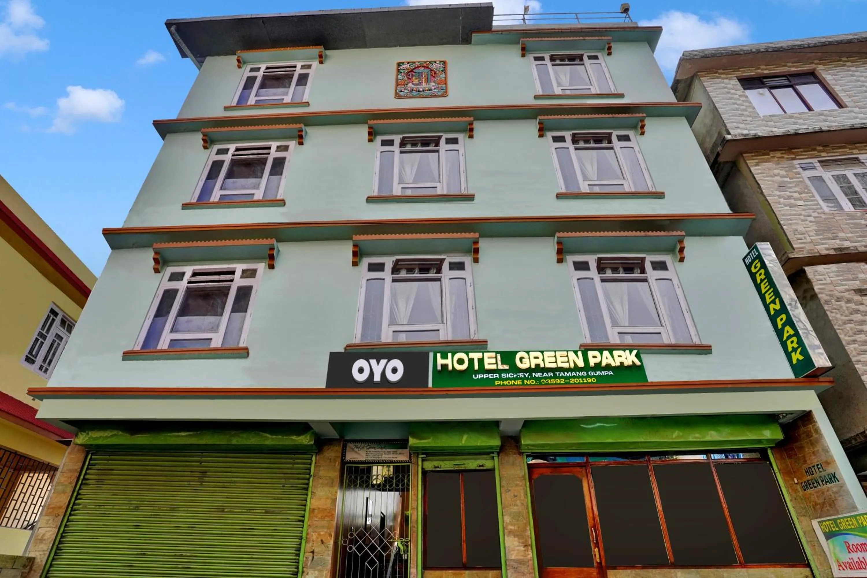 Facade/entrance in Collection O Green Park