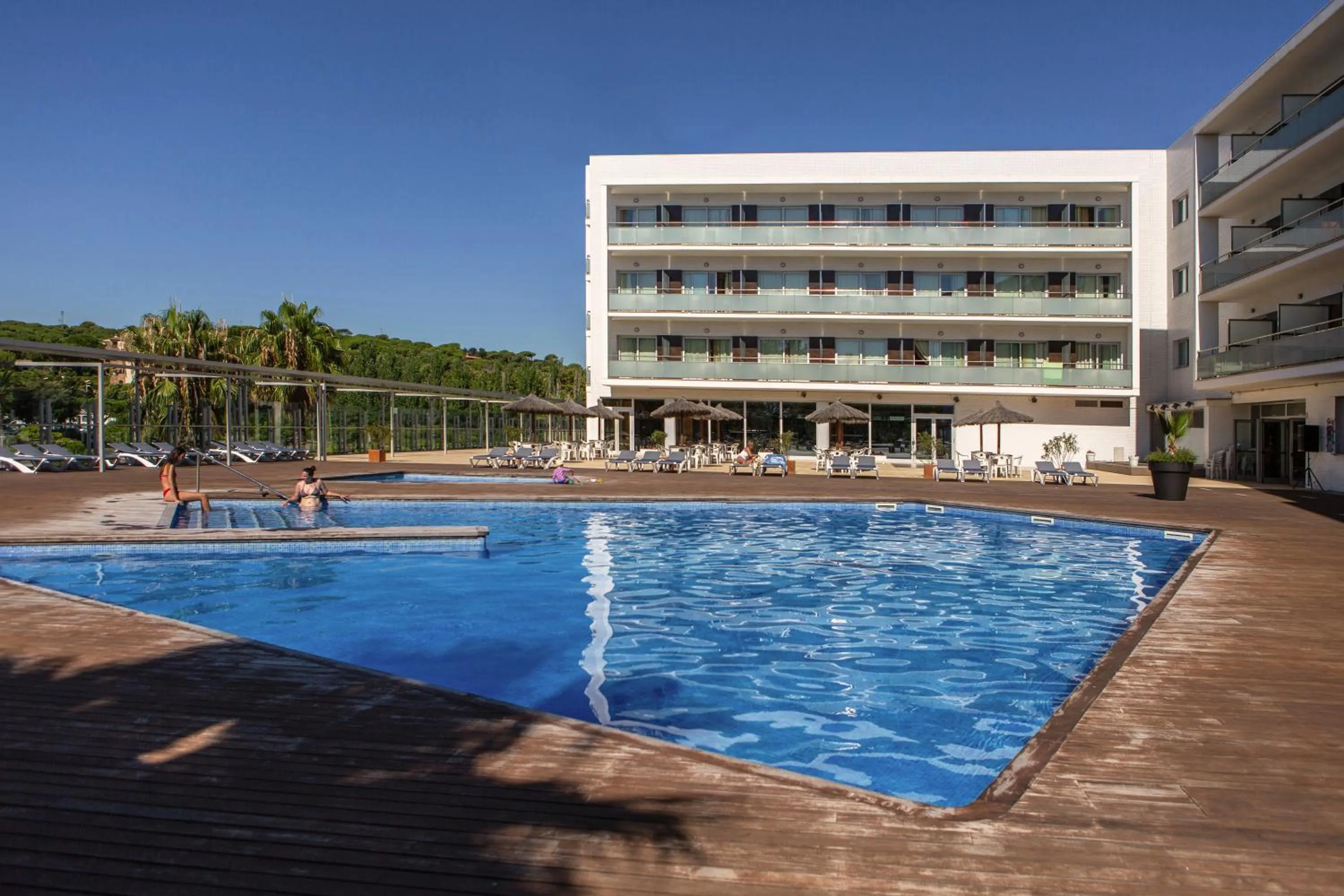 Swimming pool in RVHotels Nautic Park