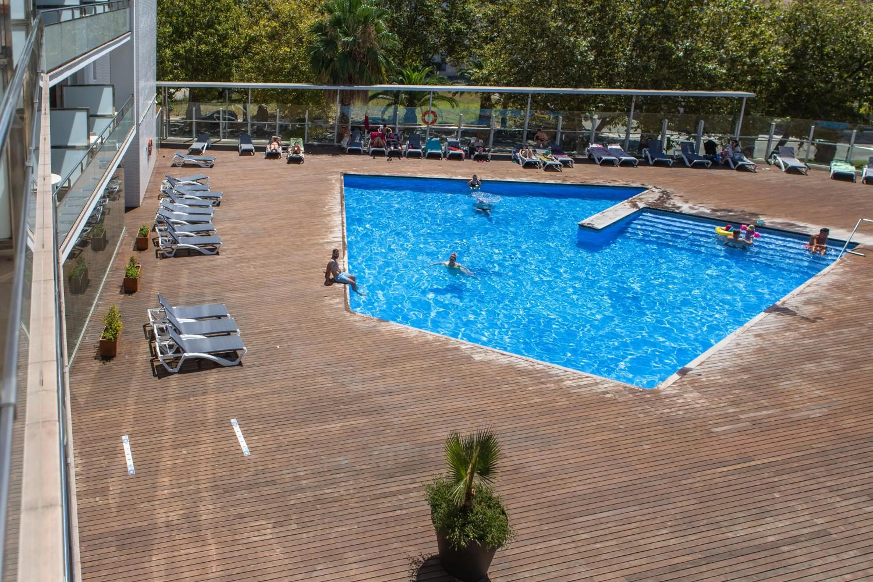 Swimming pool in RVHotels Nautic Park