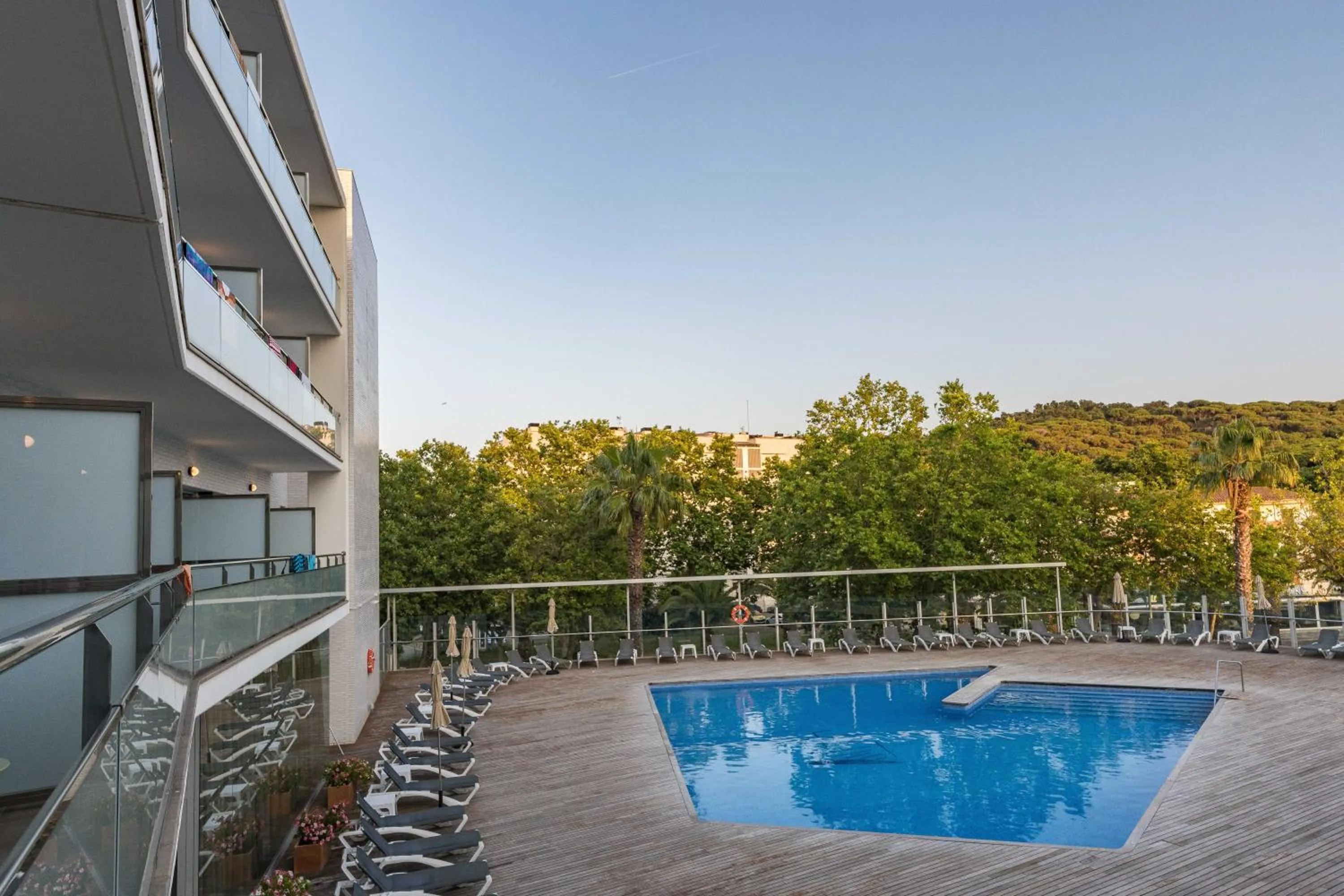 Swimming pool in RVHotels Nautic Park