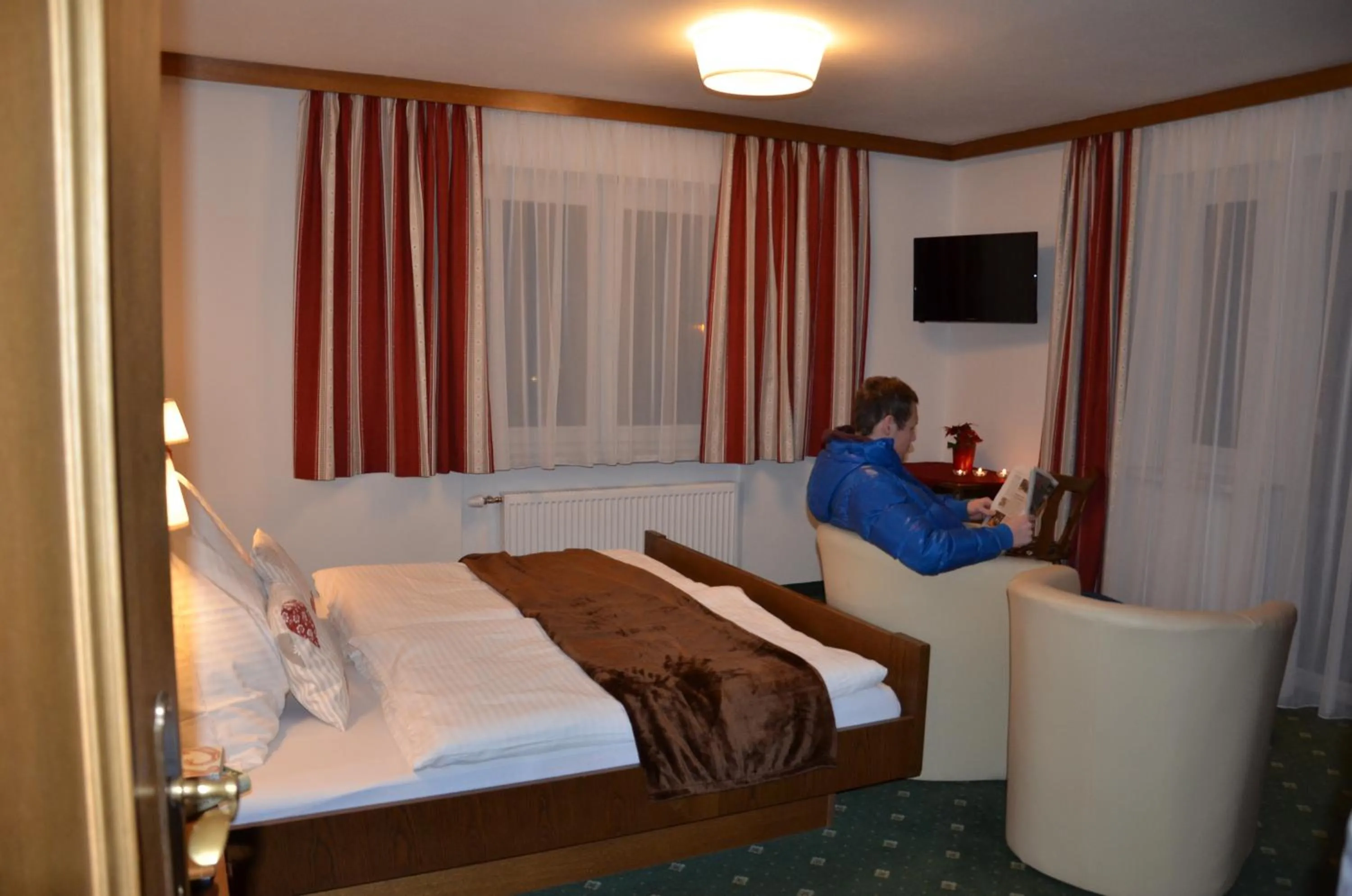 Photo of the whole room in Haus Bergland