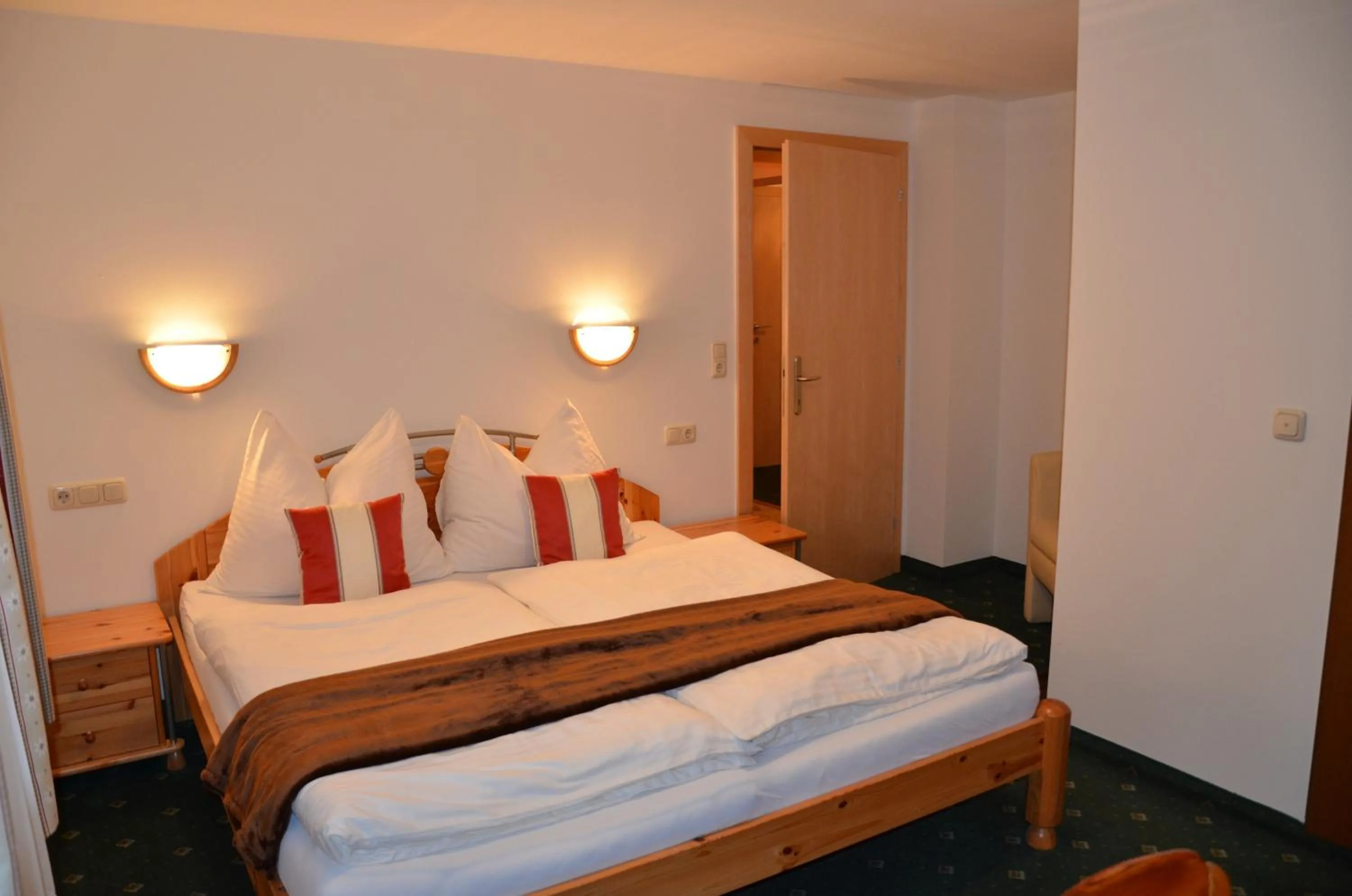 Photo of the whole room in Haus Bergland