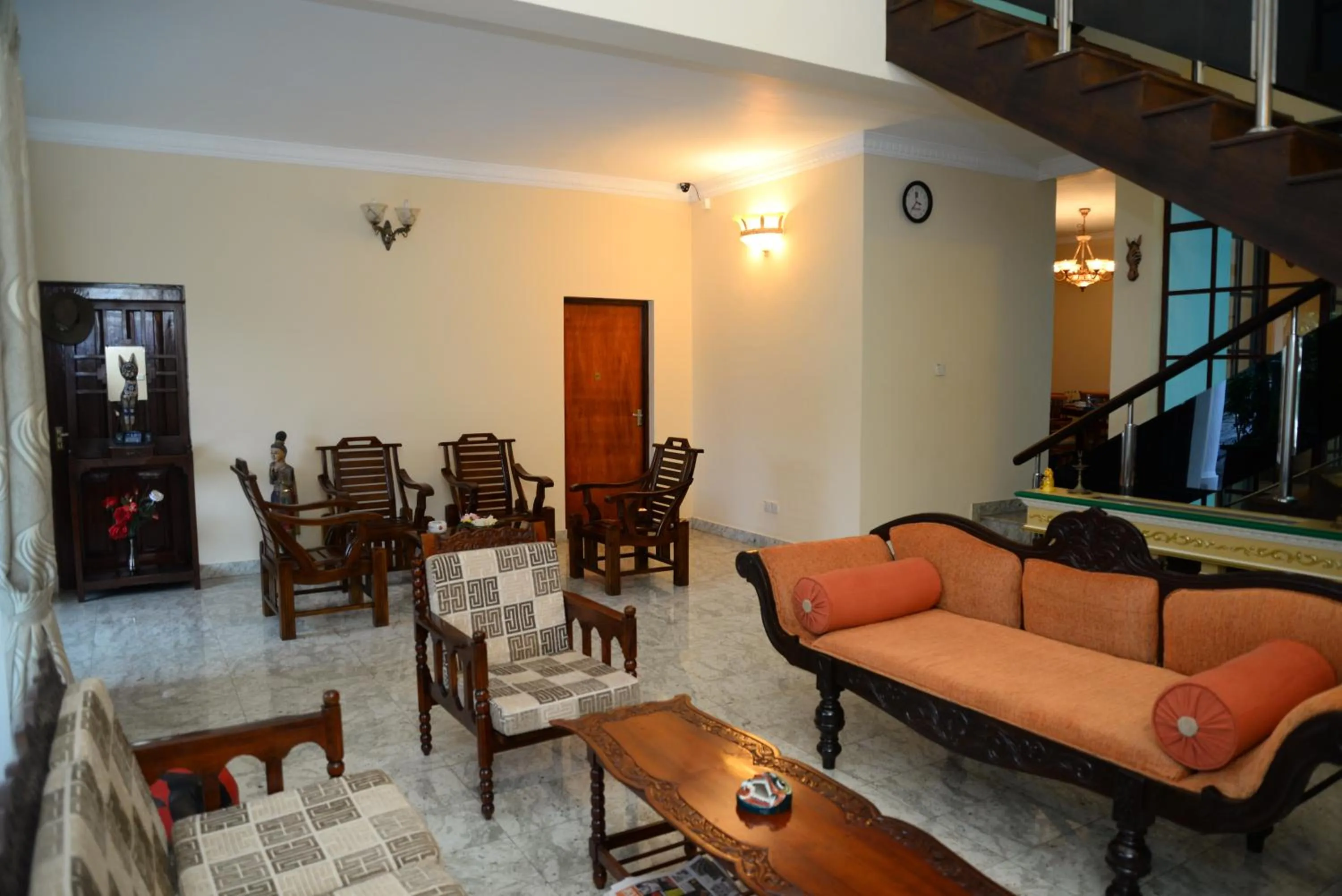 Lobby or reception in King Of Kandy