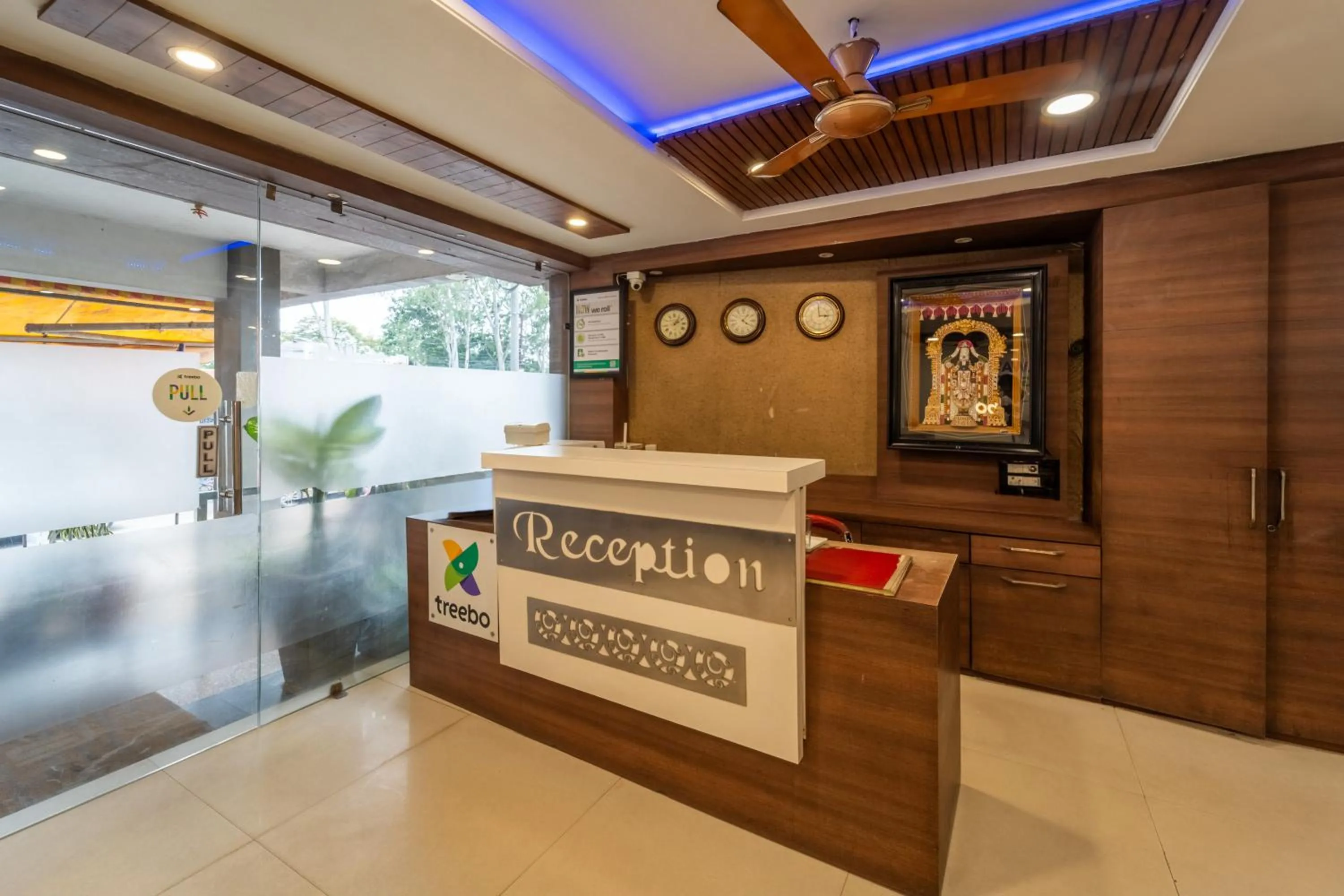 Treebo Ashirwad Regency, Near Bhopal Junction Railway Station
