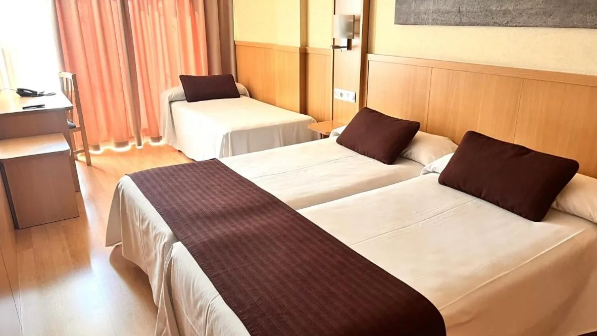 Photo of the whole room, Bed in Hotel Guitart Central Park Aqua Resort