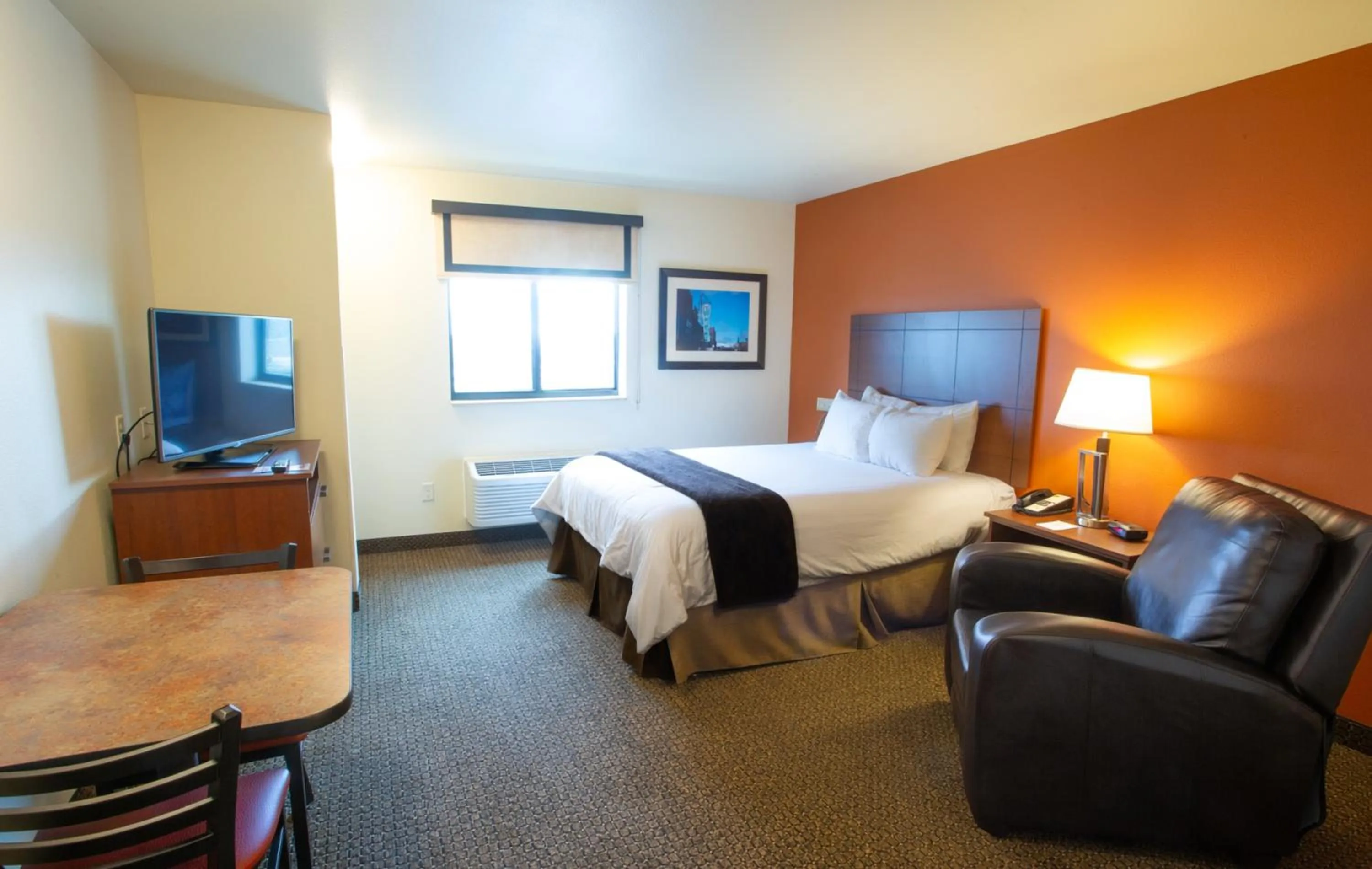 Bed in My Place Hotel-Anchorage, AK