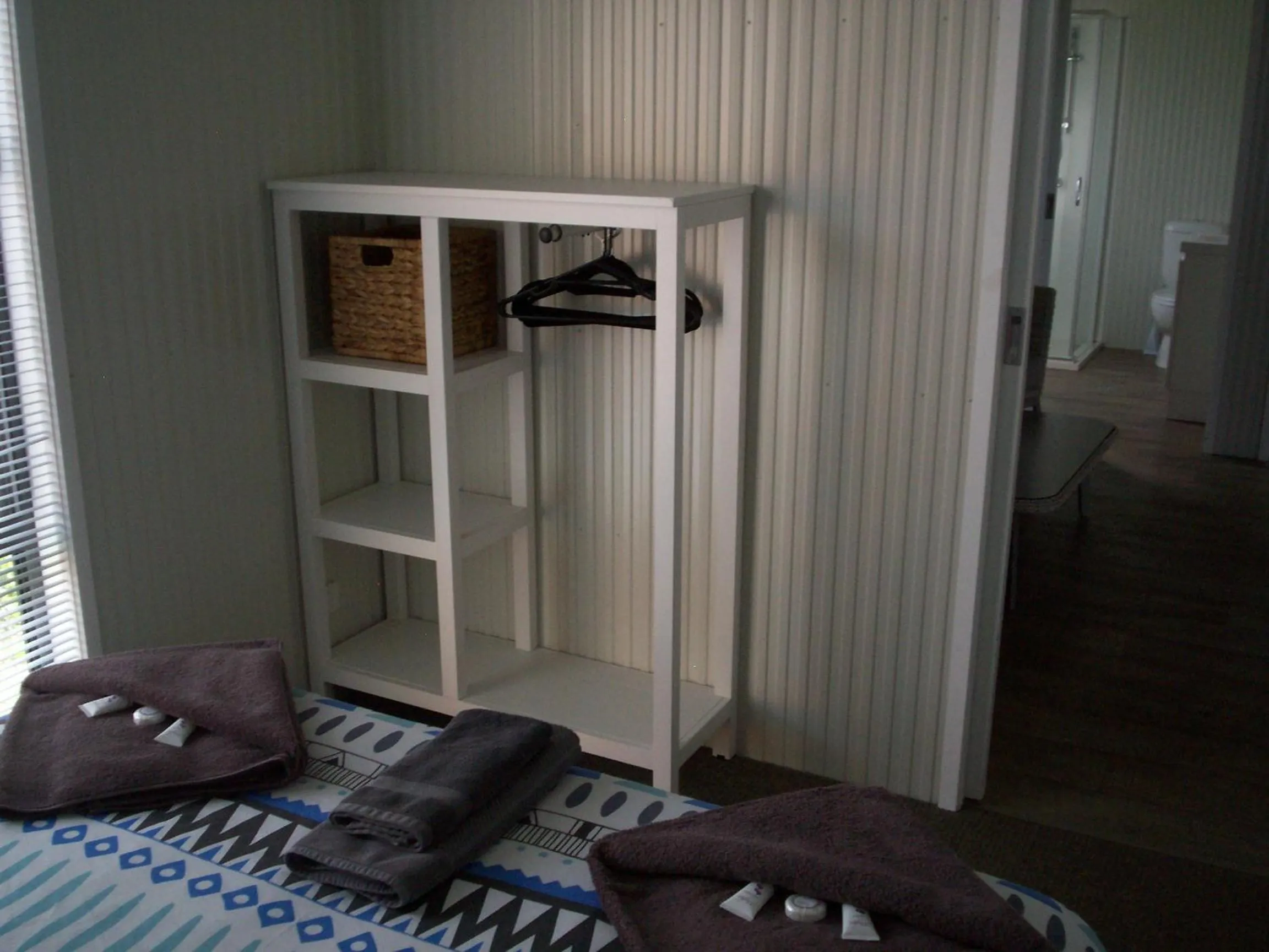 Property building, Bed in Bega Caravan Park