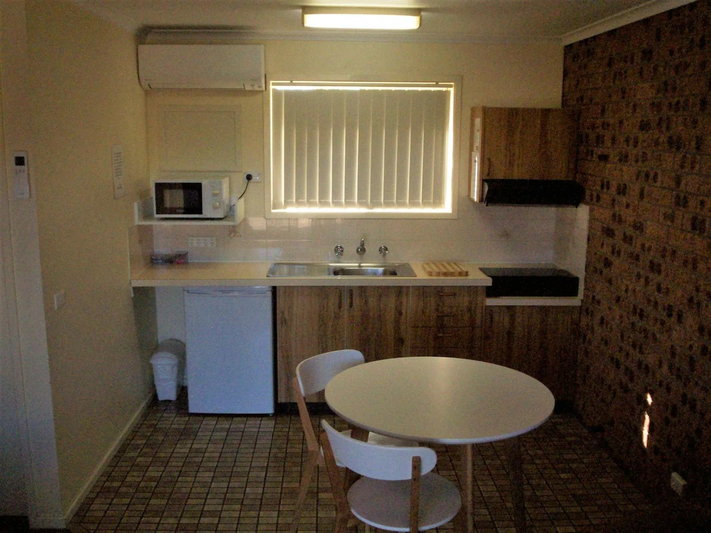Kitchen or kitchenette in Bega Caravan Park