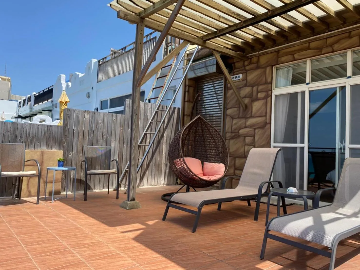 Balcony/Terrace in LoveSea 126 Beach Inn